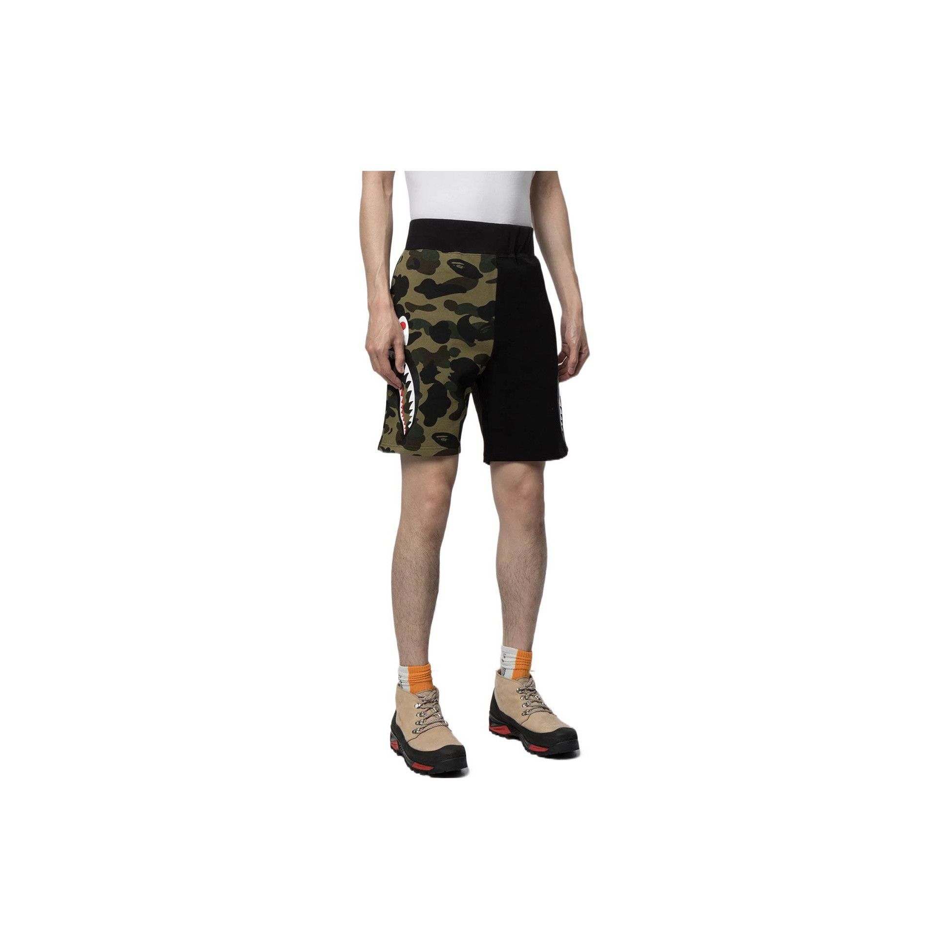 Bape BAPE Shark Camo Split Shorts Size M Size US 32 / EU 48 - 10 Thumbnail