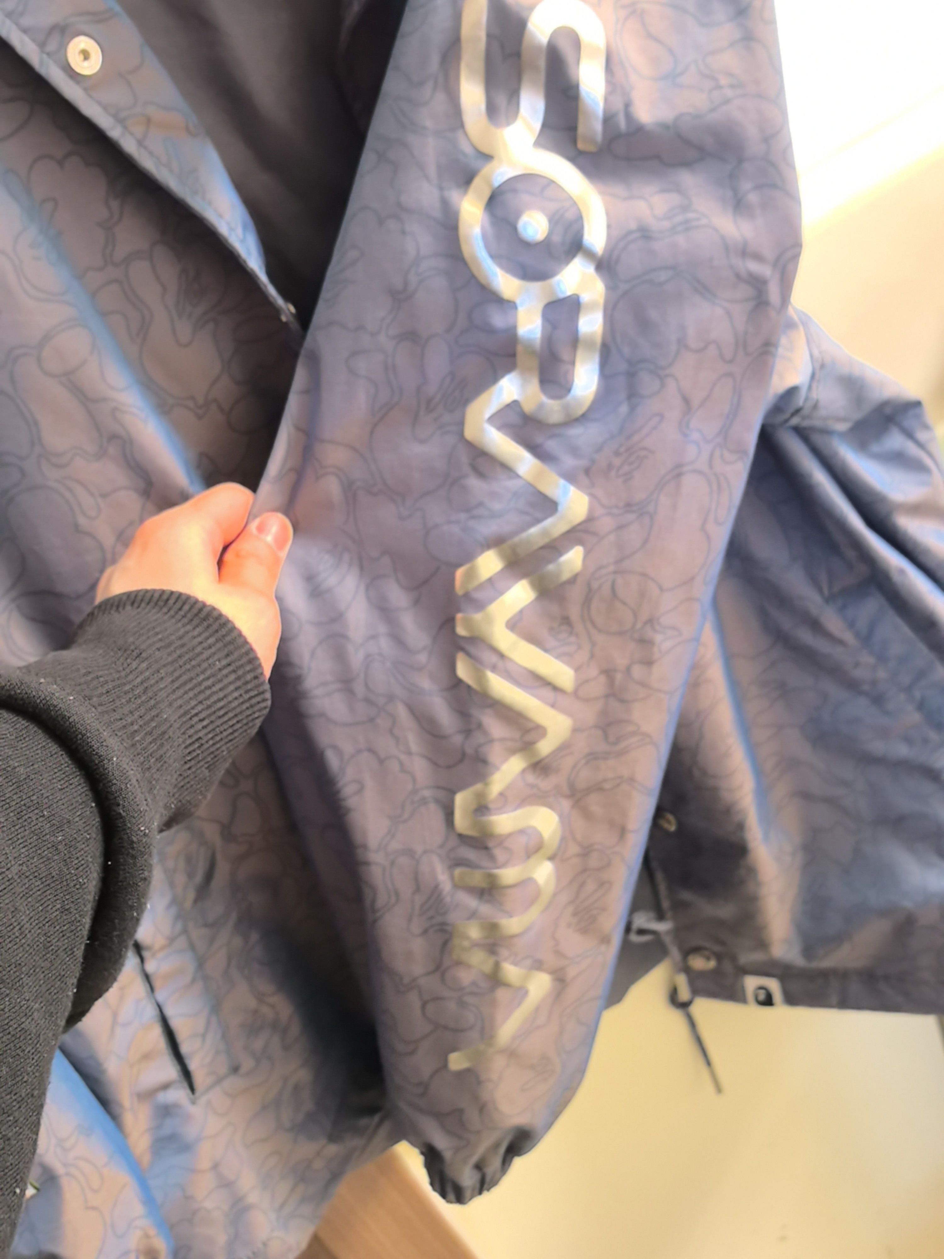 Bape A Bathing Ape x Hajime Sorayama Shark Coach Jacket Size M Size US M / EU 48-50 / 2 - 7 Thumbnail