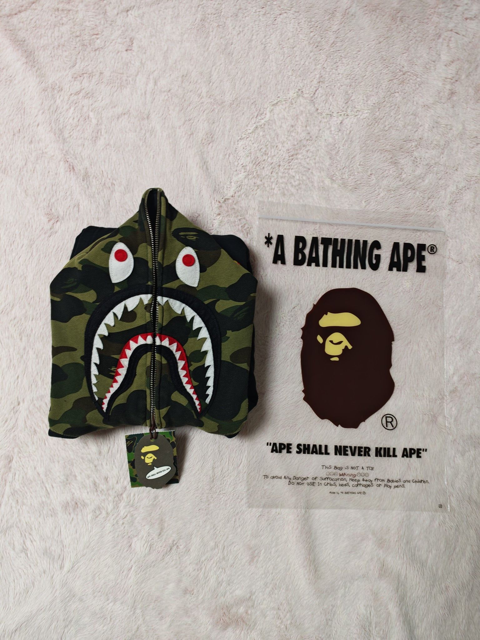 Bape A Bathing Ape Shark Full Zip Hoodie Size L Size US L / EU 52-54 / 3 - 6 Thumbnail