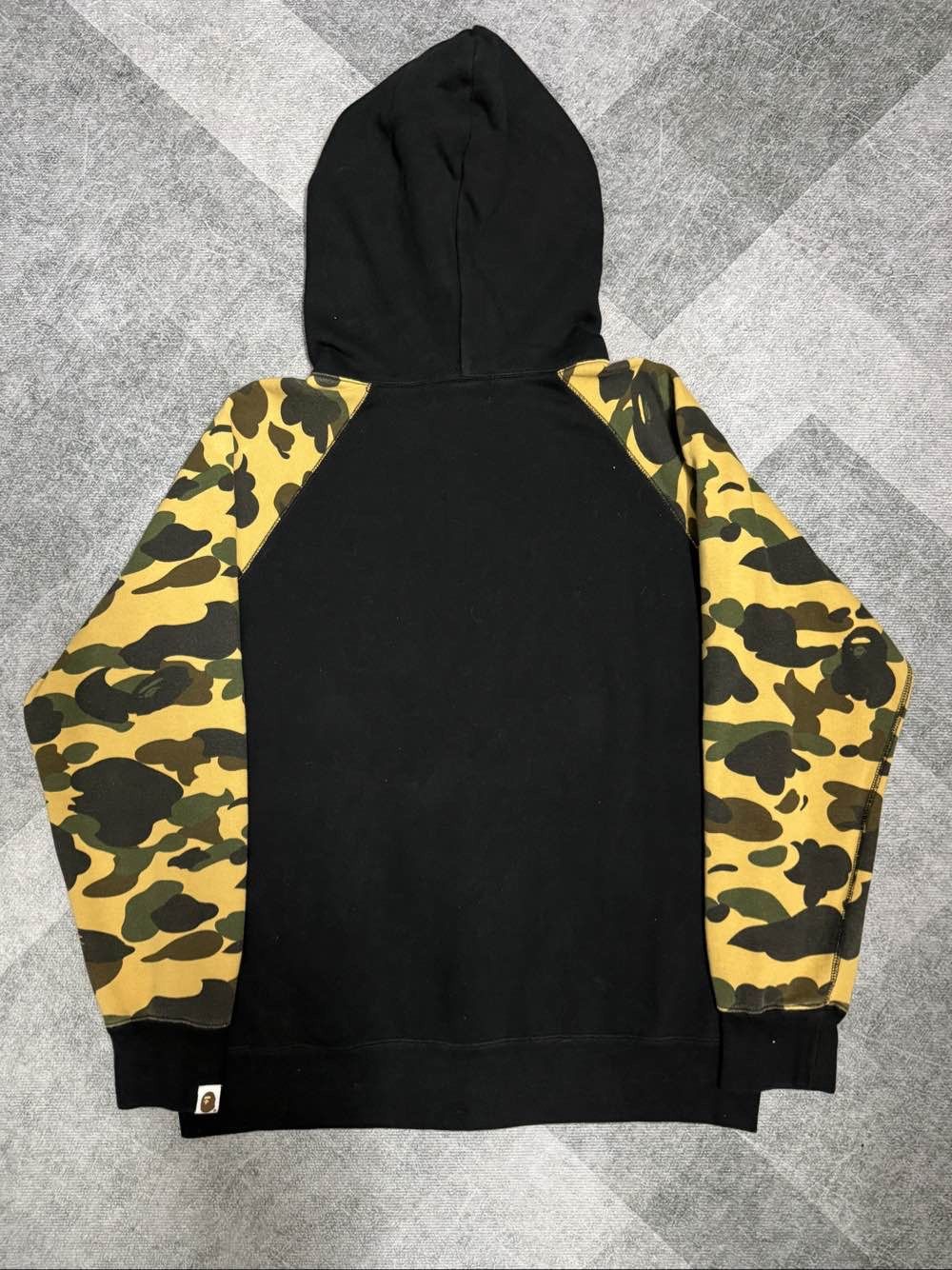 Bape A Bathing Ape Camo Sleeve Hoodie Size L Size US L / EU 52-54 / 3 - 2 Thumbnail
