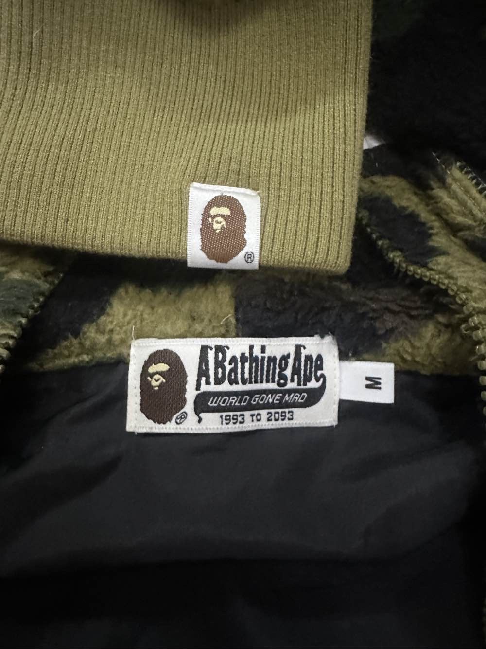 Bape A Bathing Ape Camo Shark Tiger Fleece Hoodie Size M Size US M / EU 48-50 / 2 - 3 Thumbnail