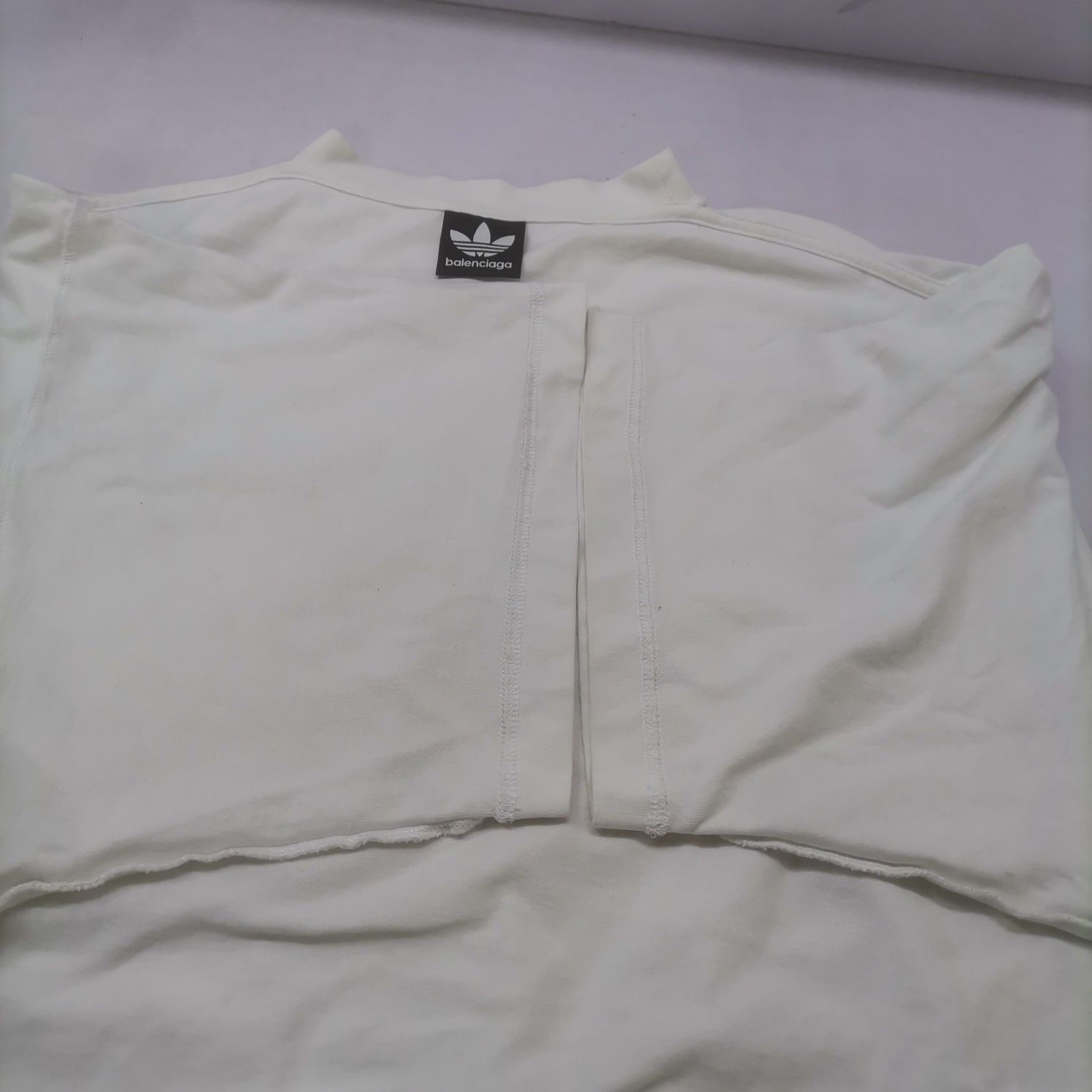 Adidas Adidas Originals x Balenciaga Logo T-Shirt Size L Size US L / EU 52-54 / 3 - 20 Thumbnail