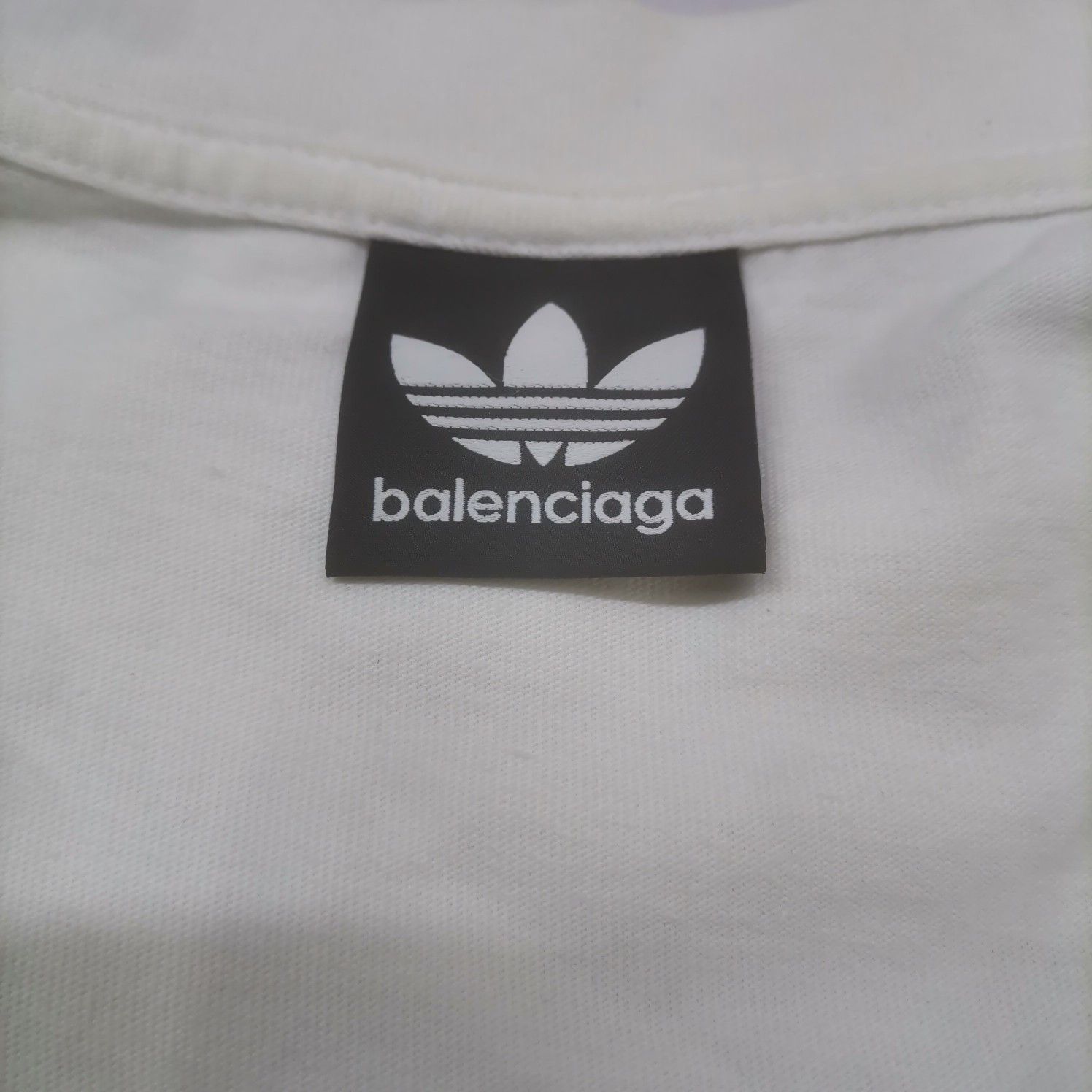 Adidas Adidas Originals x Balenciaga Logo T-Shirt Size L Size US L / EU 52-54 / 3 - 6 Thumbnail