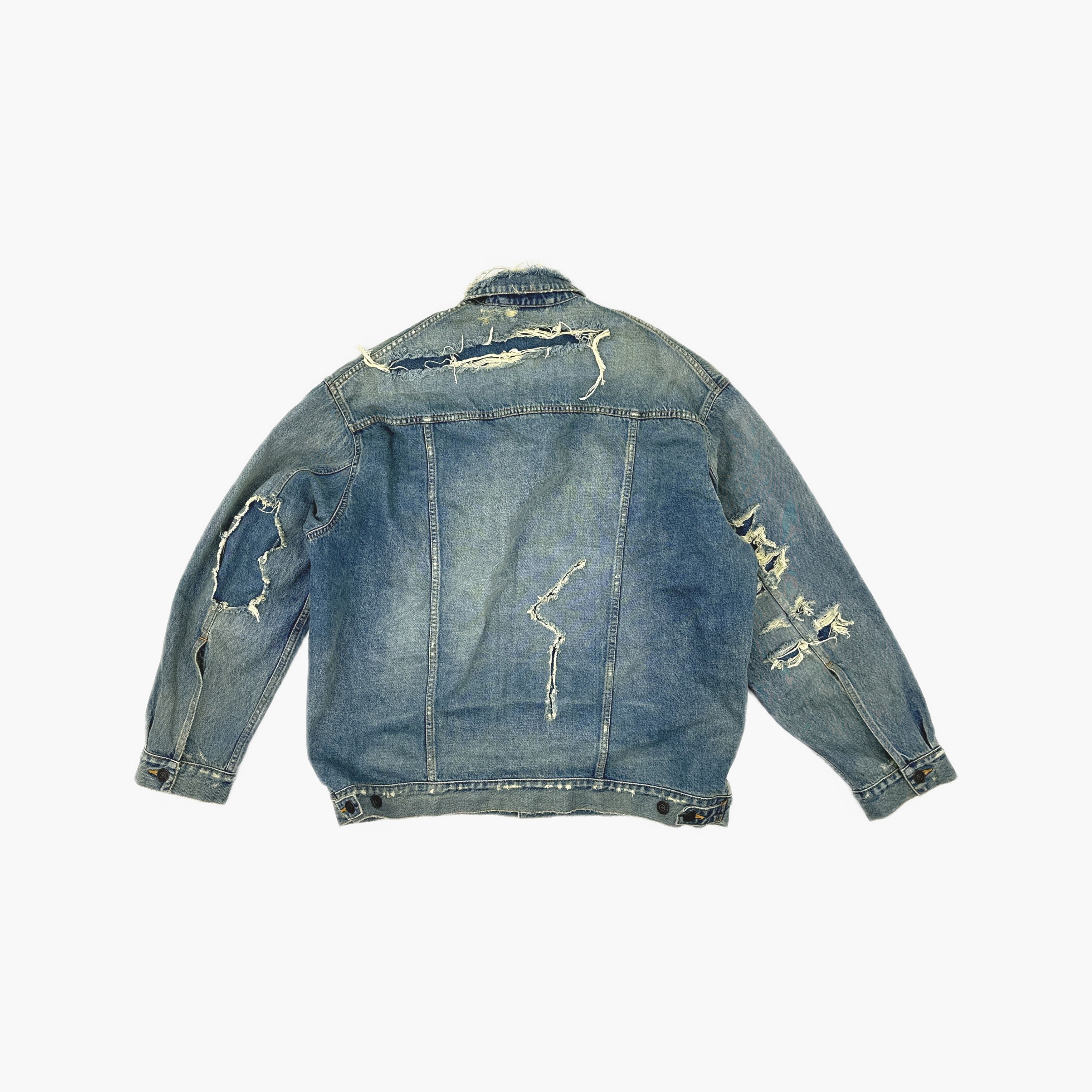 Balenciaga Balenciaga Distressed Denim Jacket Size 1 Size US S / EU 44-46 / 1 - 2 Thumbnail