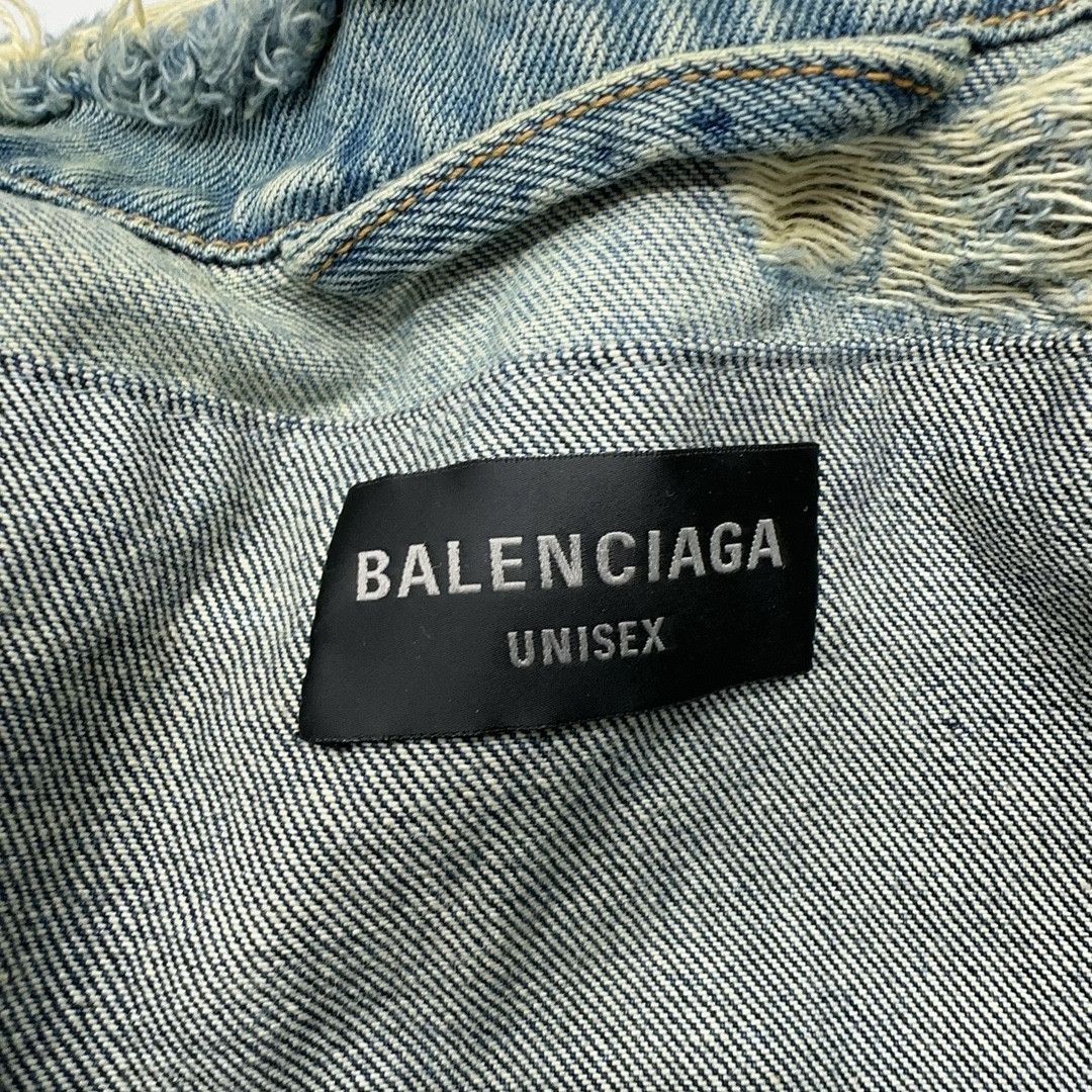 Balenciaga Balenciaga Distressed Denim Jacket Size 1 Size US S / EU 44-46 / 1 - 5 Thumbnail