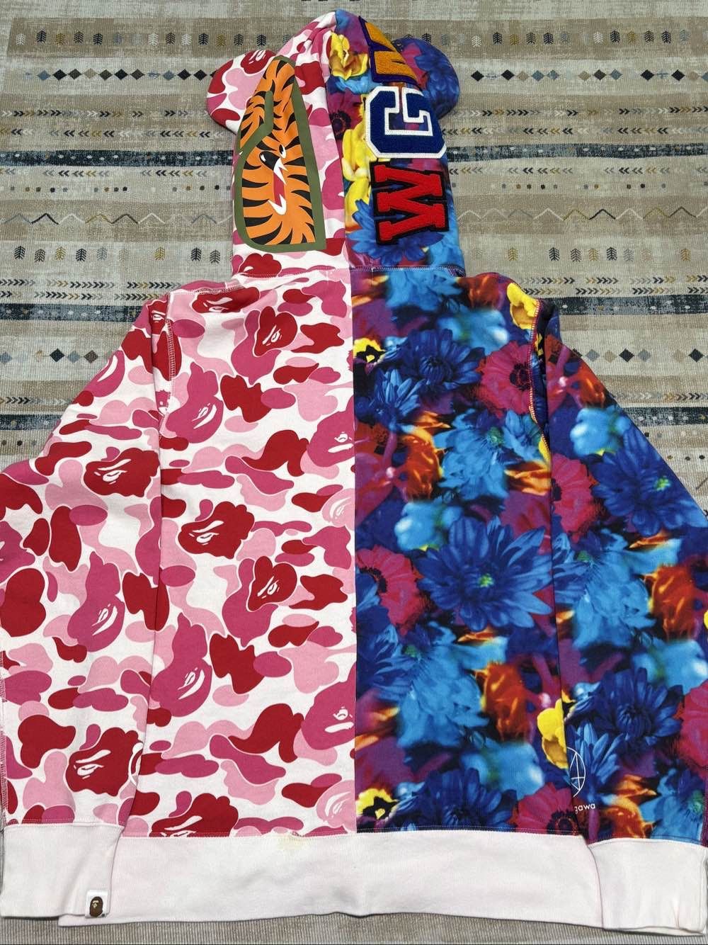 Bape A BATHING APE x Mika Ninagawa Floral Shark Hoodie Size L Size US L / EU 52-54 / 3 - 2 Thumbnail