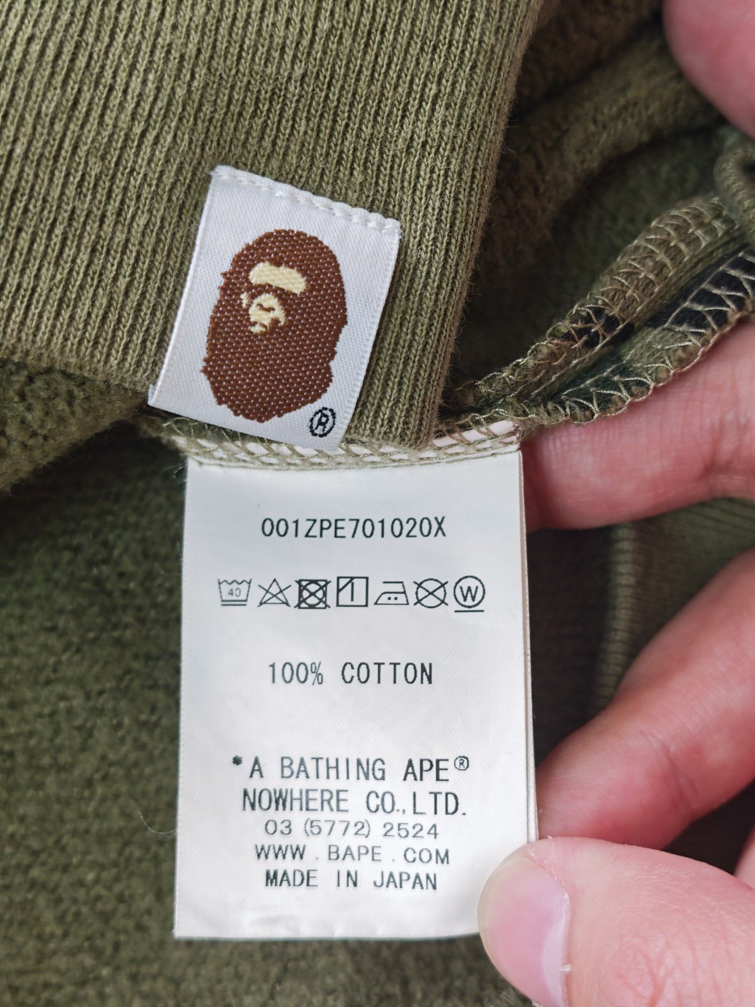 Bape A BATHING APE Camo Shark Hoodie Size L Size US L / EU 52-54 / 3 - 4 Thumbnail