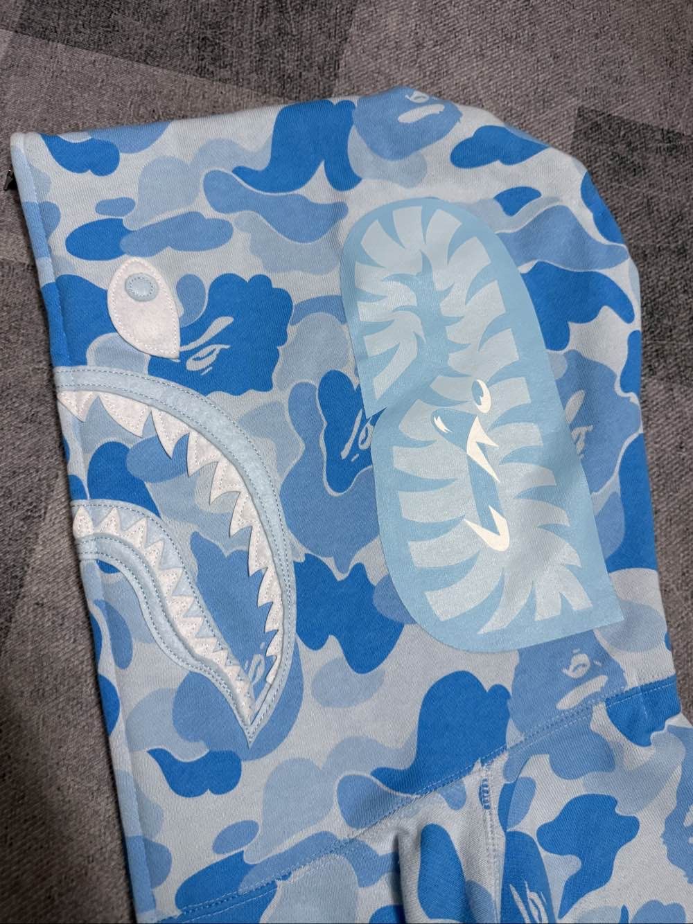 Bape A Bathing Ape Blue Camo Shark Hoodie Size M Size US M / EU 48-50 / 2 - 12 Thumbnail