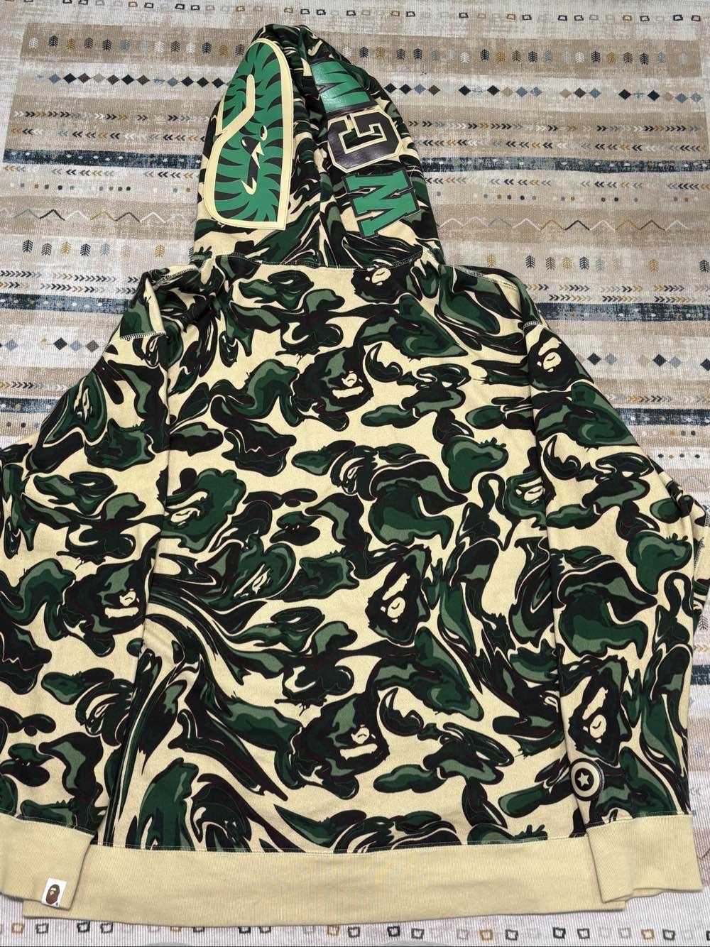 Bape A BATHING APE Marble Camo Shark Hoodie Size XXL Size US XXL / EU 58 / 5 - 2 Thumbnail