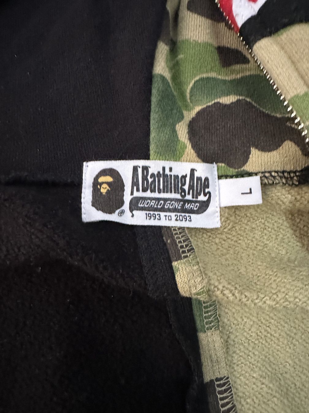 Bape A BATHING APE Split Camo Shark Full Zip Hoodie Size L Size US L / EU 52-54 / 3 - 3 Thumbnail