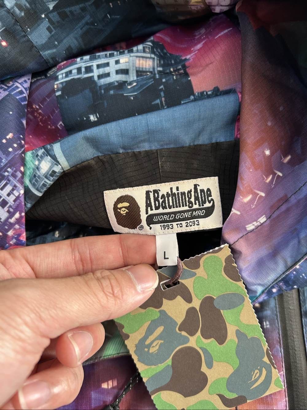 Bape A Bathing Ape City Print Light Jacket Size L Size US L / EU 52-54 / 3 - 3 Thumbnail