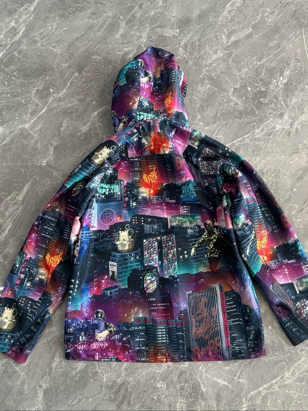 Bape A Bathing Ape City Print Light Jacket Size L Size US L / EU 52-54 / 3 - 2 Thumbnail
