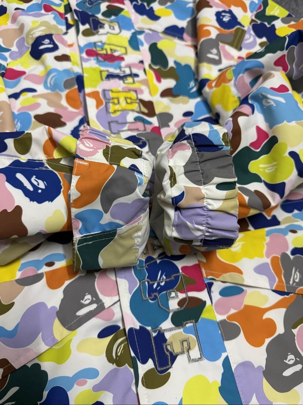 Bape A Bathing Ape Multi-Color Camo Shark Jacket Size L Size US L / EU 52-54 / 3 - 7 Thumbnail