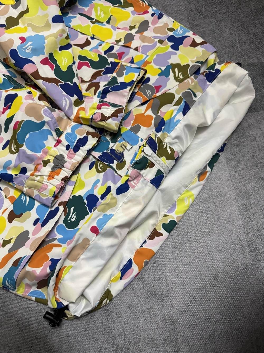 Bape A Bathing Ape Multi-Color Camo Shark Jacket Size L Size US L / EU 52-54 / 3 - 8 Thumbnail