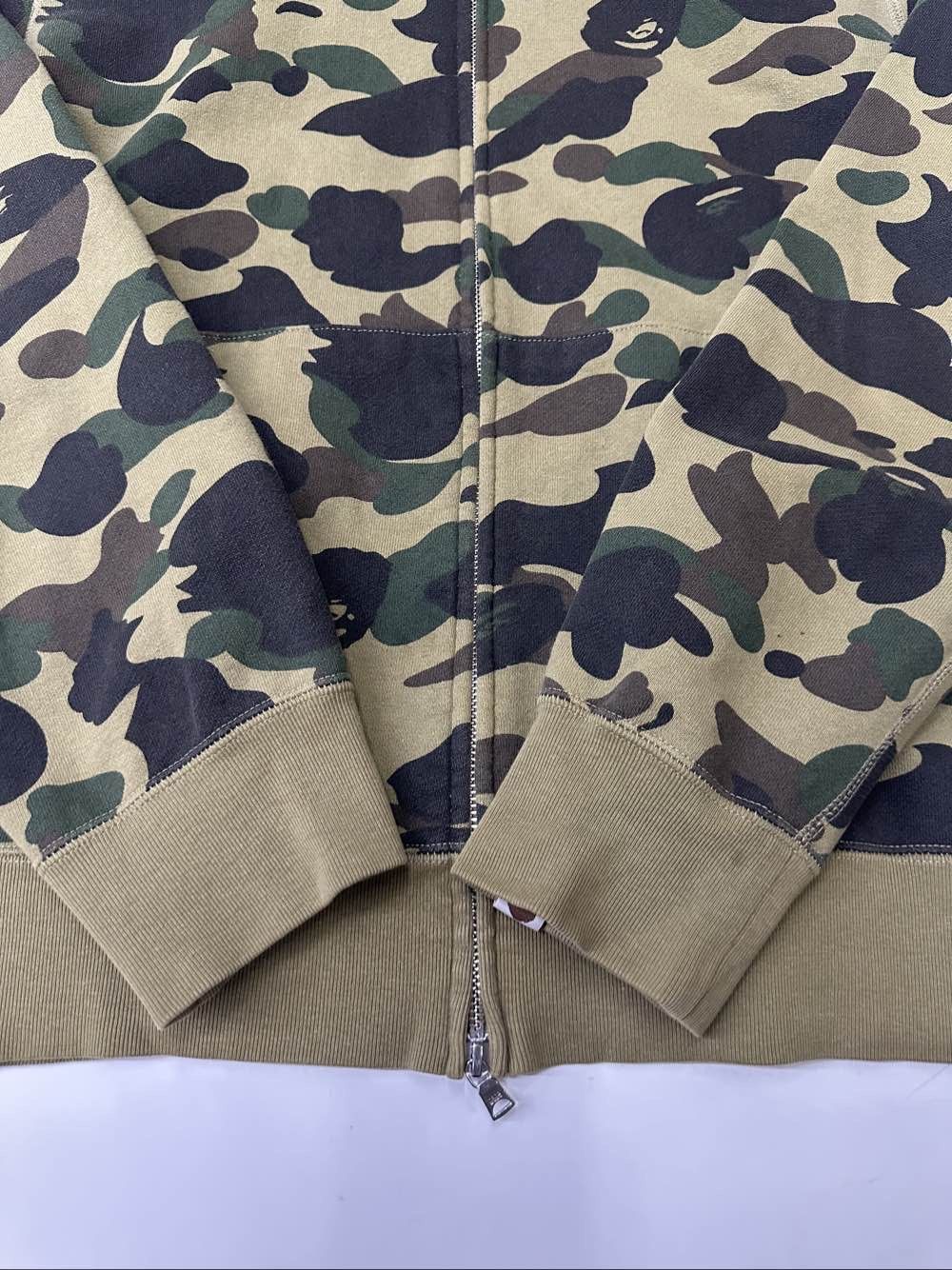 Bape A Bathing Ape Camo Zip Hoodie XL Size US XL / EU 56 / 4 - 5 Thumbnail