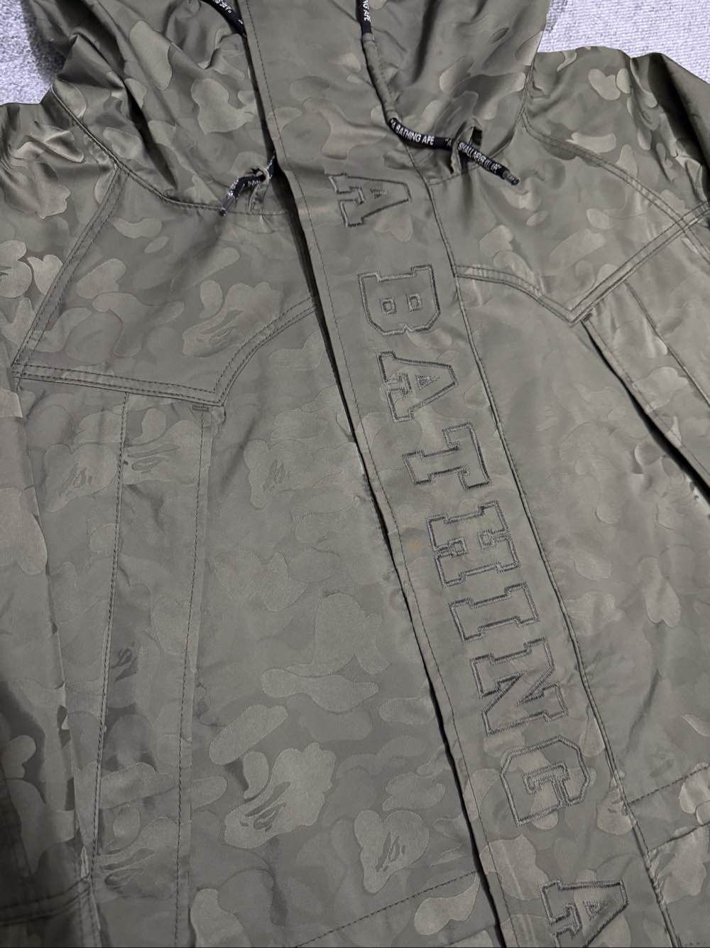 Bape A BATHING APE Camo Embroidered Hooded Jacket Size L Size US L / EU 52-54 / 3 - 6 Thumbnail