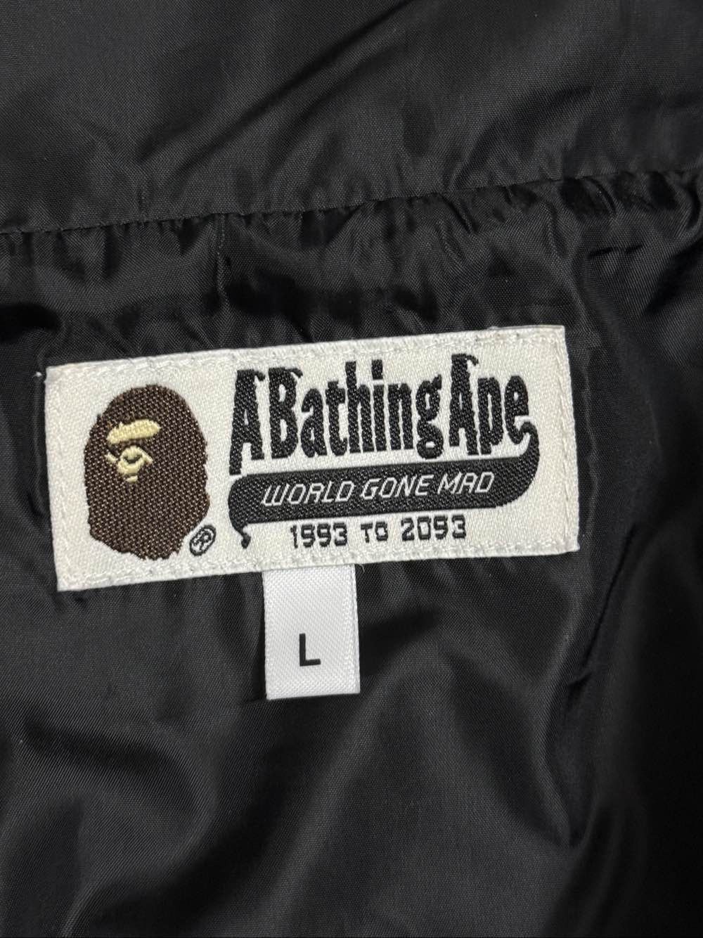 Bape A BATHING APE Camo Embroidered Hooded Jacket Size L Size US L / EU 52-54 / 3 - 3 Thumbnail