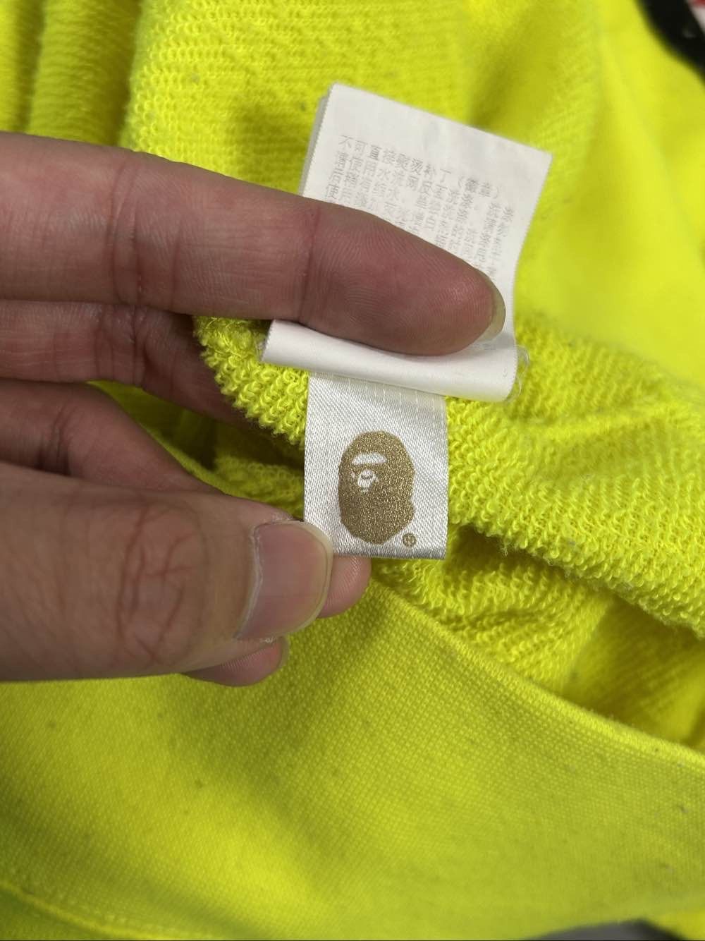 Bape A Bathing Ape Neon Shark Full Zip Hoodie Size XL Size US XL / EU 56 / 4 - 11 Thumbnail