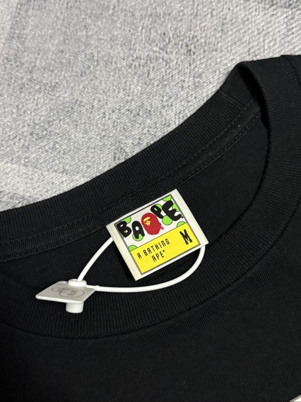 Bape A Bathing Ape Statue of Liberty Logo T-Shirt Size M Size US M / EU 48-50 / 2 - 8 Thumbnail