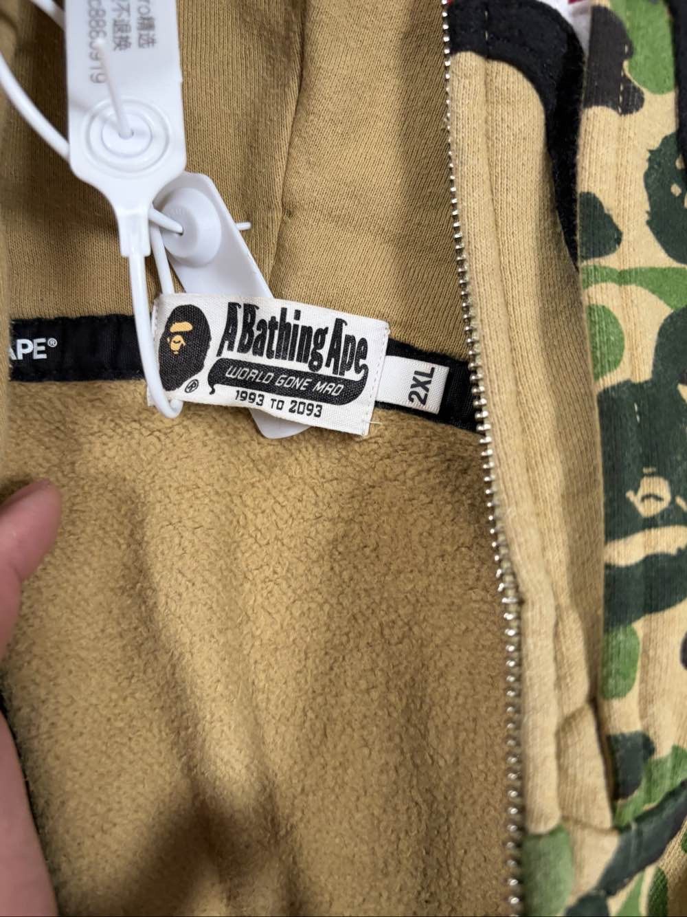 Bape A Bathing Ape Camo Shark Full Zip Hoodie Size XXL Size US XXL / EU 58 / 5 - 3 Thumbnail