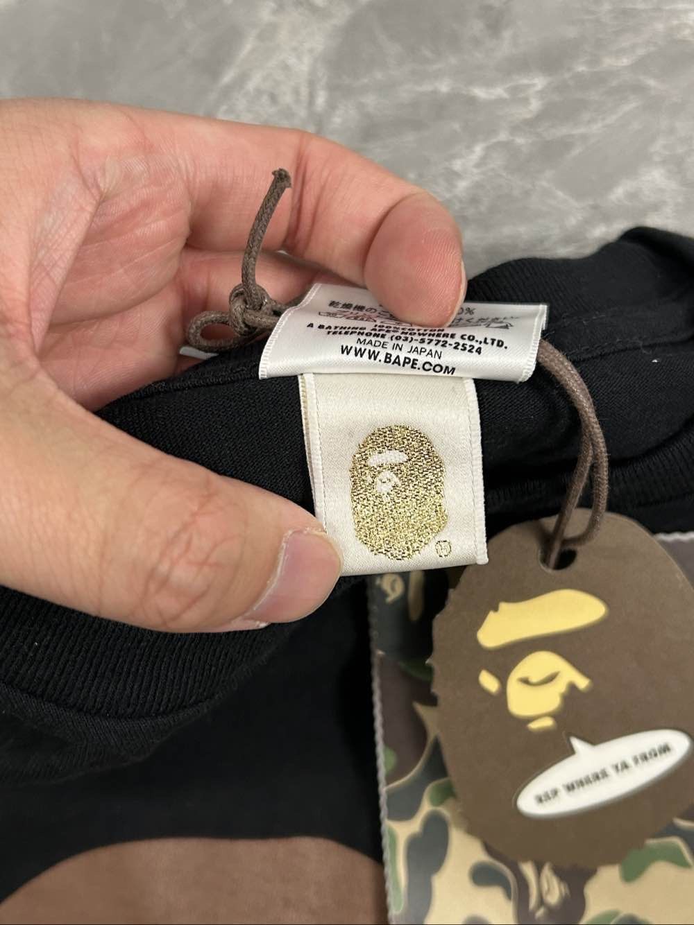 Bape A BATHING APE 20th Anniversary Graphic T-Shirt Size M Size US M / EU 48-50 / 2 - 7 Thumbnail