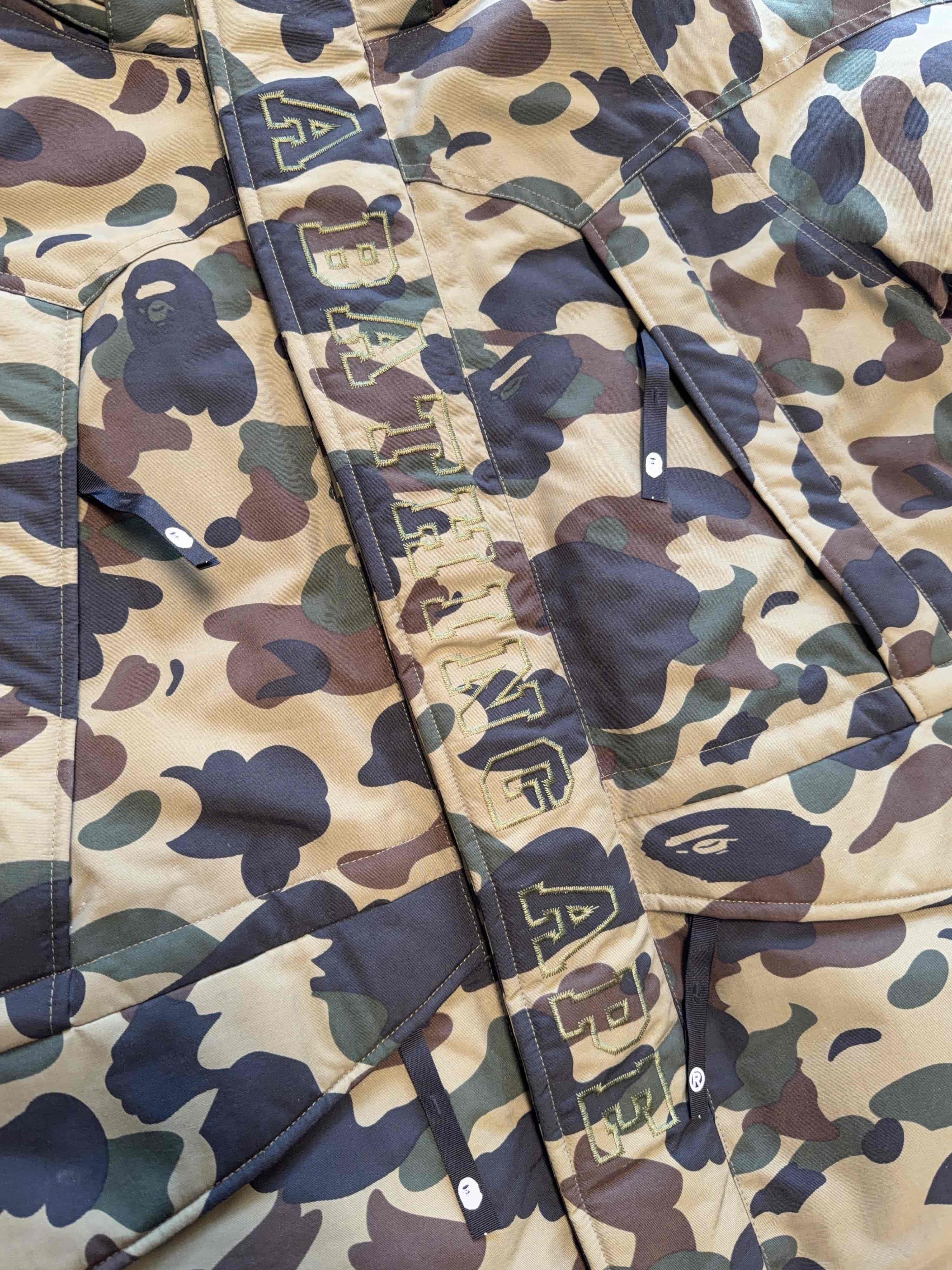 Bape A Bathing Ape 1st Camo Snowboard Down Jacket Size L Size US L / EU 52-54 / 3 - 6 Thumbnail