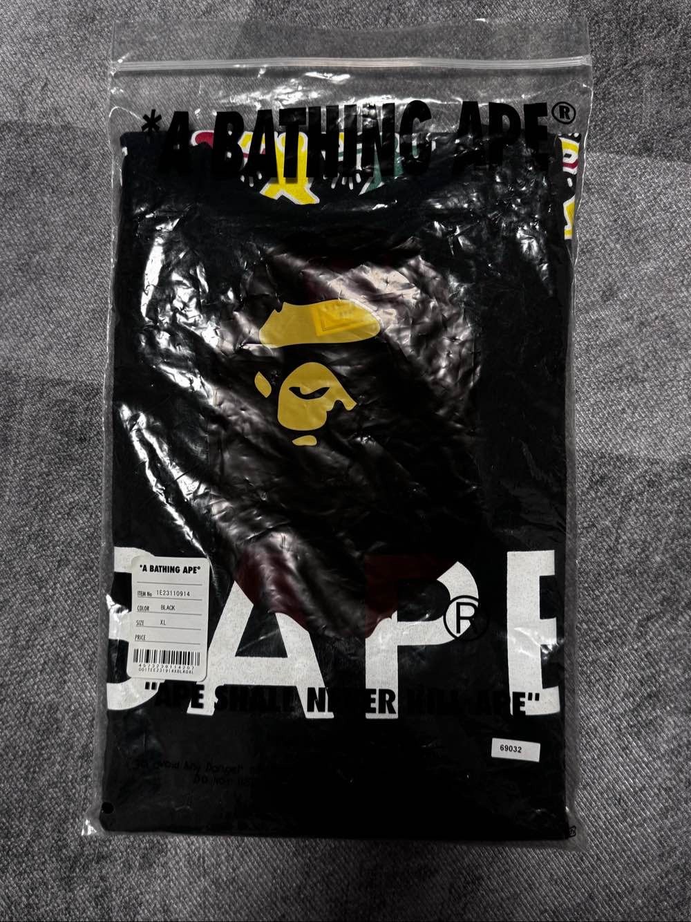Bape A BATHING APE x Keith Haring T-Shirt Size XL Size US XL / EU 56 / 4 - 5 Thumbnail