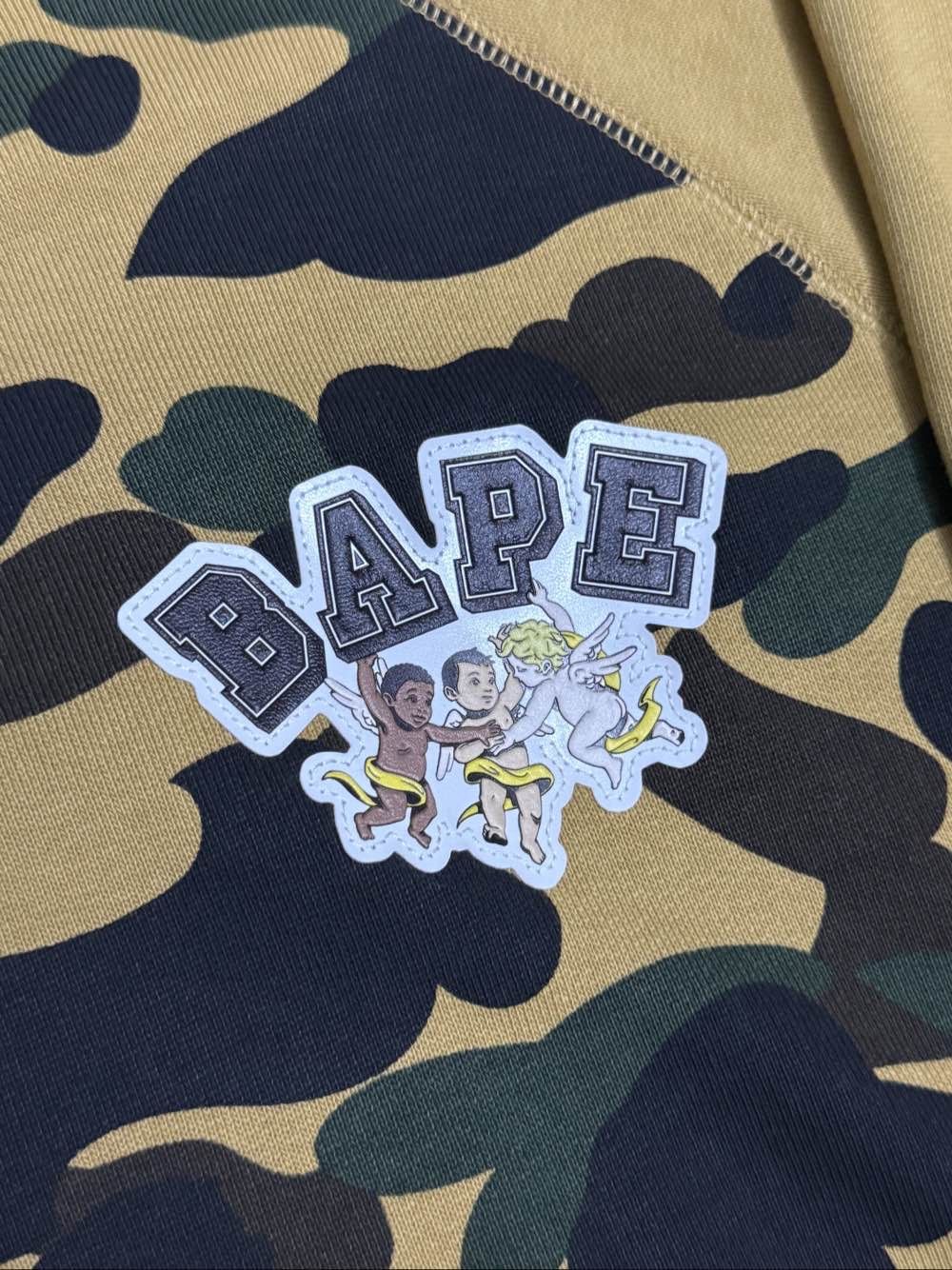 Bape A Bathing Ape Camo Crystal Zip Hoodie XL Size US XL / EU 56 / 4 - 9 Thumbnail