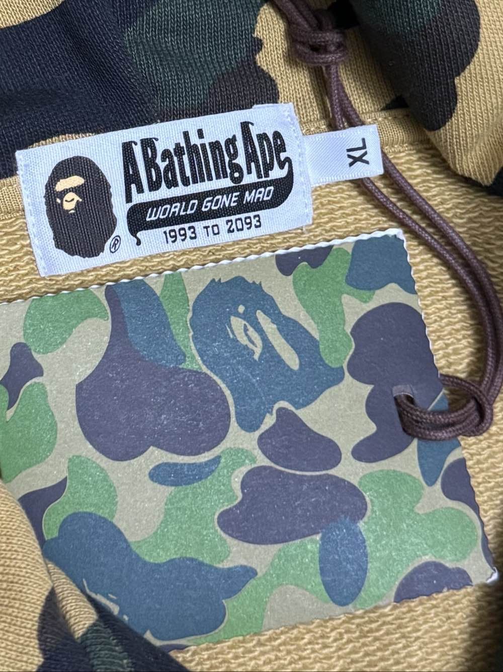 Bape A Bathing Ape Camo Crystal Zip Hoodie XL Size US XL / EU 56 / 4 - 8 Thumbnail