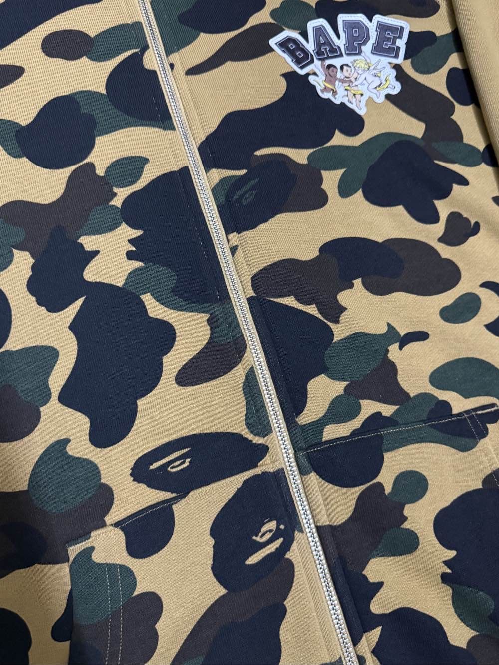 Bape A Bathing Ape Camo Crystal Zip Hoodie XL Size US XL / EU 56 / 4 - 10 Thumbnail