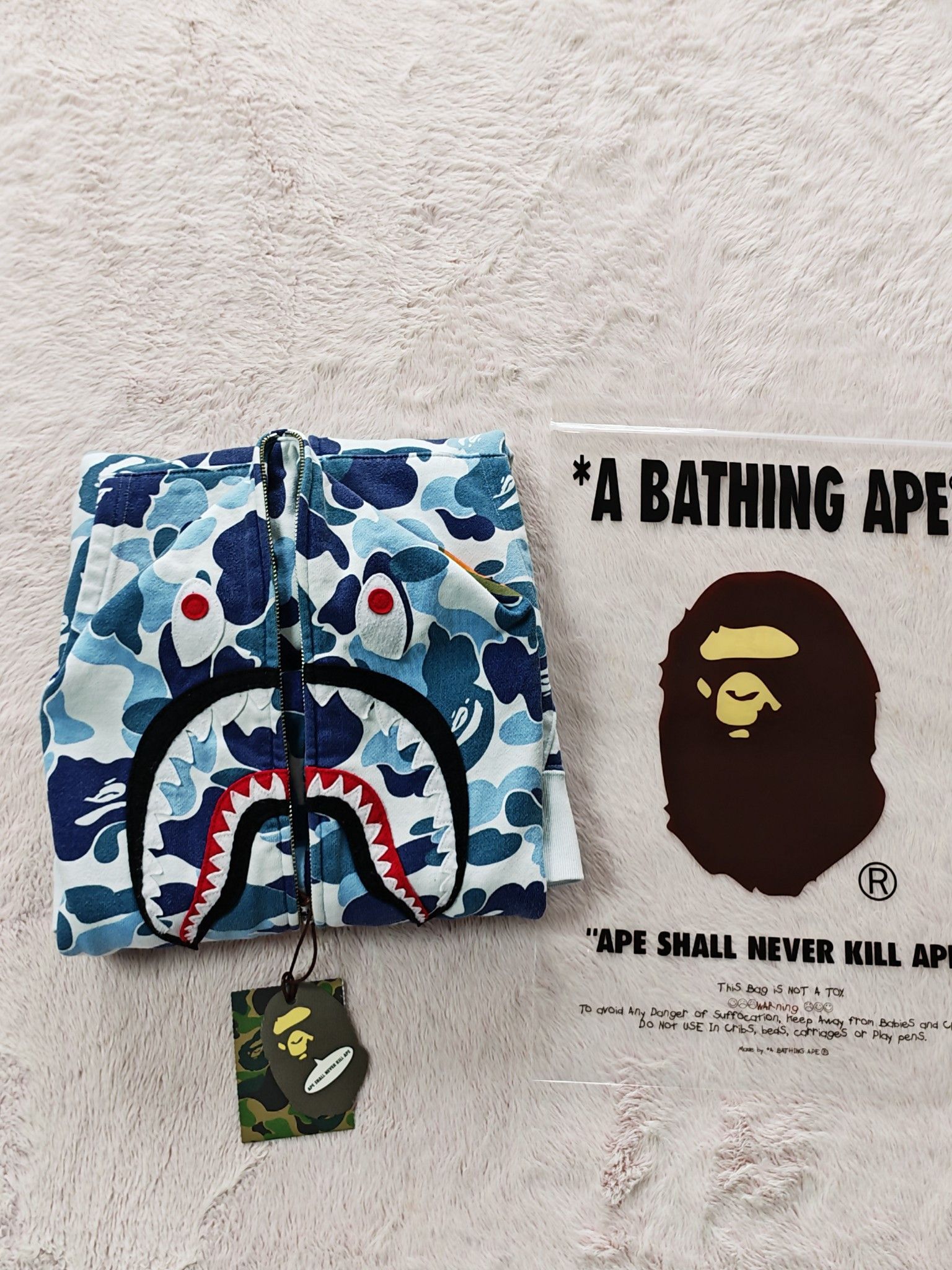 Bape A Bathing Ape Blue ABC Camo Shark Hoodie Size XL Size US XL / EU 56 / 4 - 7 Thumbnail