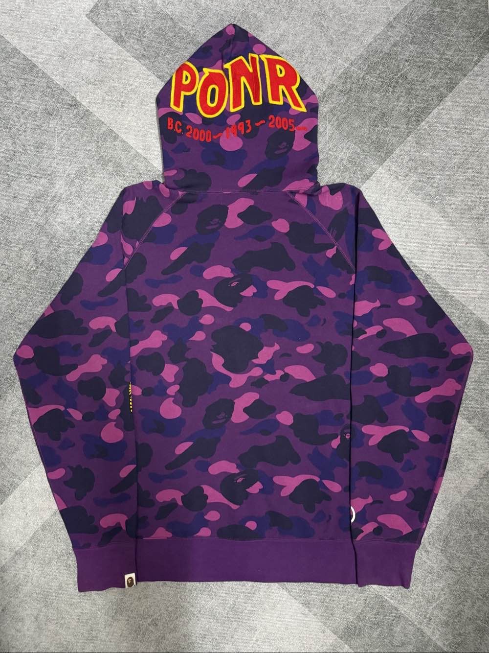 Bape A Bathing Ape Purple Camo Shark Hoodie Size XL Size US XL / EU 56 / 4 - 2 Thumbnail