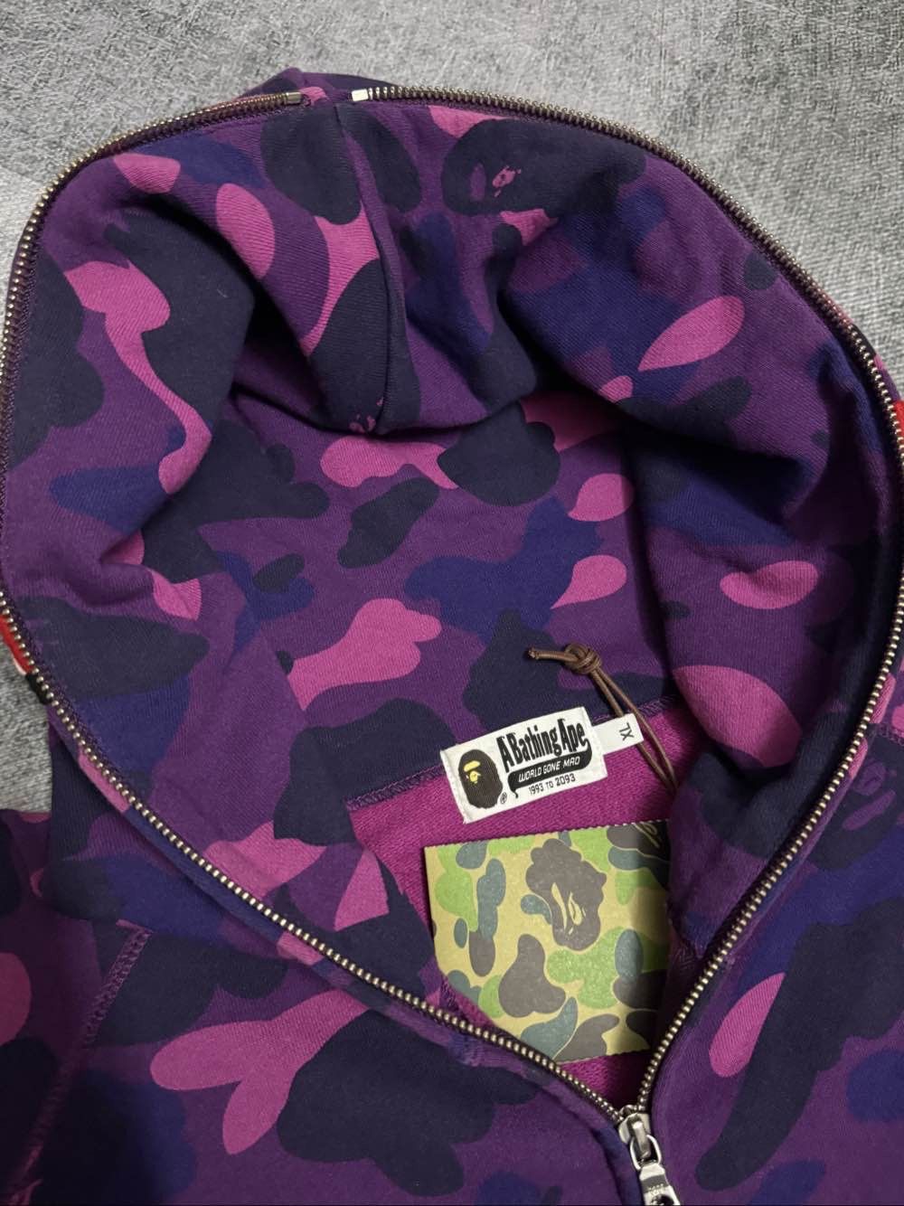 Bape A Bathing Ape Purple Camo Shark Hoodie Size XL Size US XL / EU 56 / 4 - 6 Thumbnail