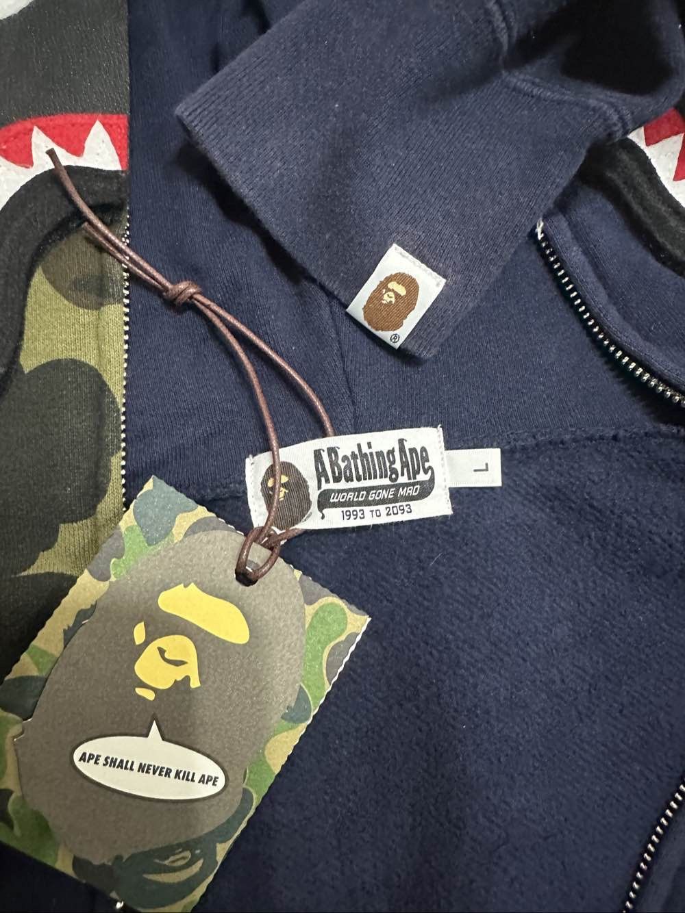 Bape A Bathing Ape Navy Shark Full Zip Hoodie Size L Size US M / EU 48-50 / 2 - 3 Thumbnail