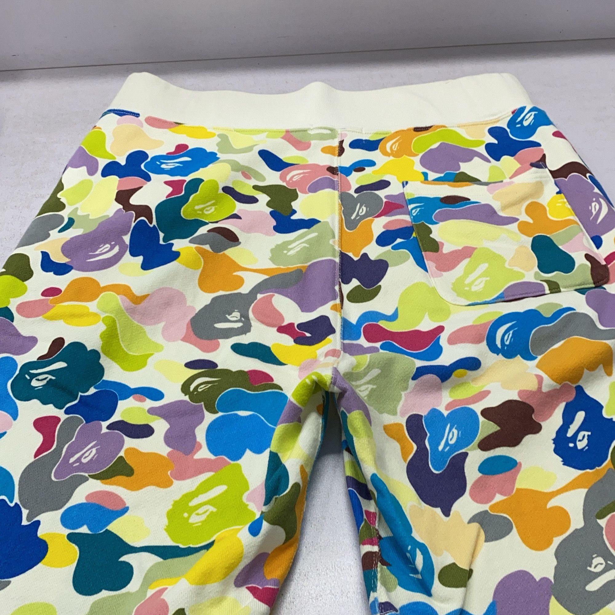 Bape A BATHING APE Multicolor Shark Camo Shorts XL Size US 36 / EU 52 - 9 Thumbnail