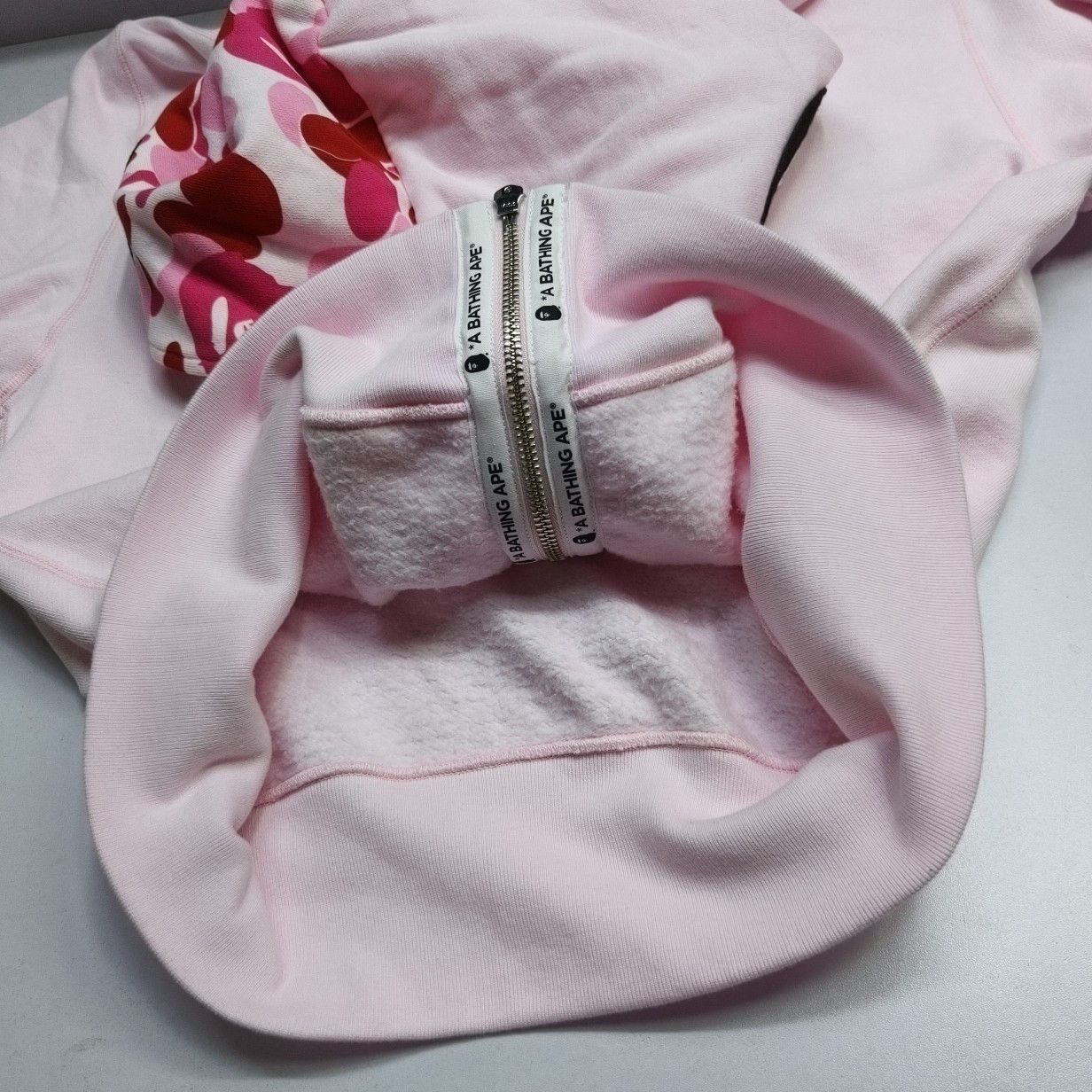 Bape A Bathing Ape Camo Shark Zip-Up Hoodie Pink Size S / US 4 / IT 40 - 10 Thumbnail