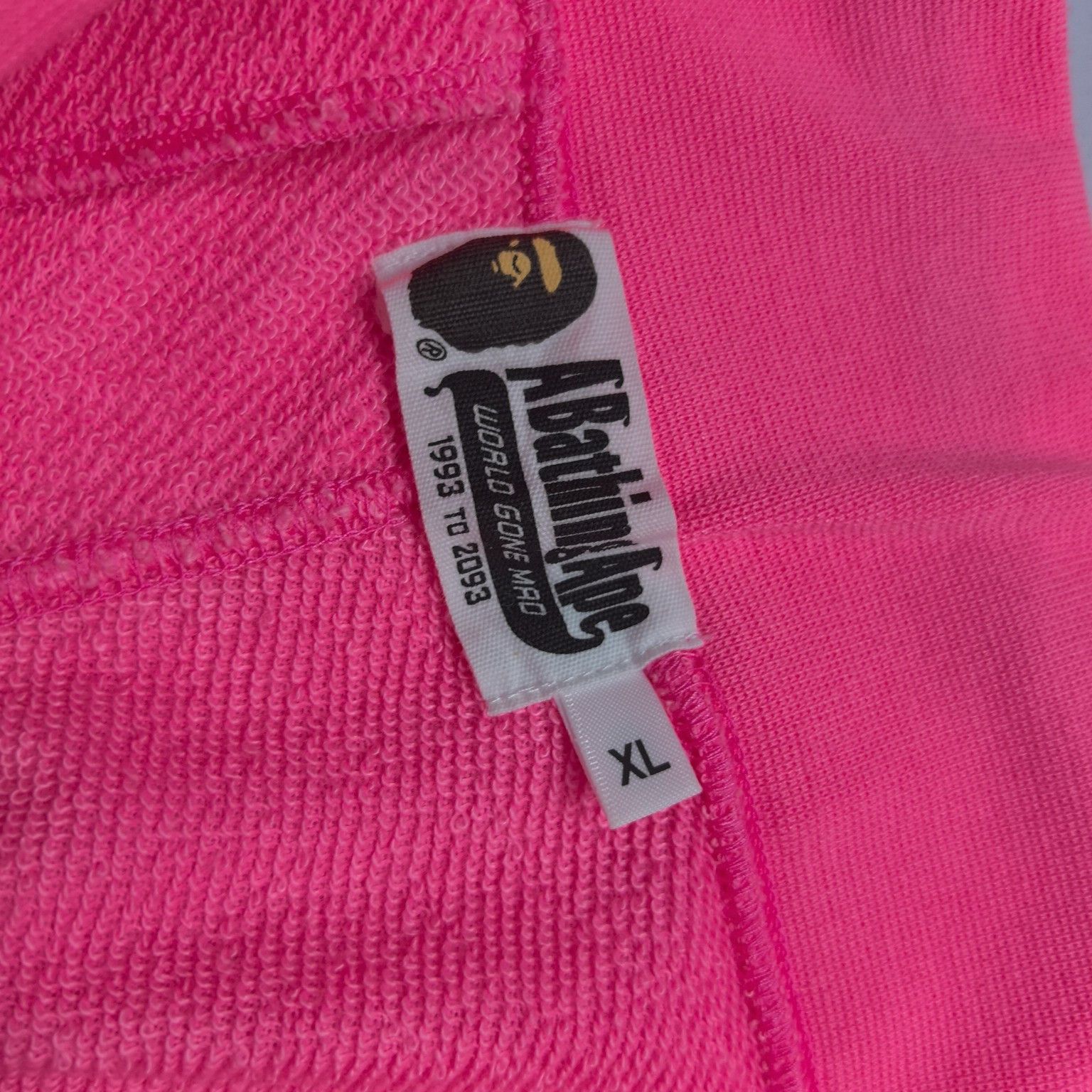 Bape A Bathing Ape Pink Shark Shorts Size XL Size US 36 / EU 52 - 3 Thumbnail
