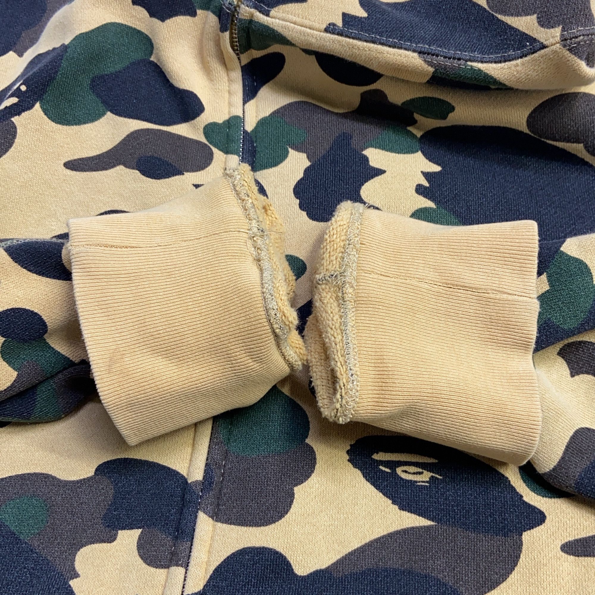 Bape A BATHING APE Camo Shark Full Zip Hoodie XL Size US XL / EU 56 / 4 - 10 Thumbnail