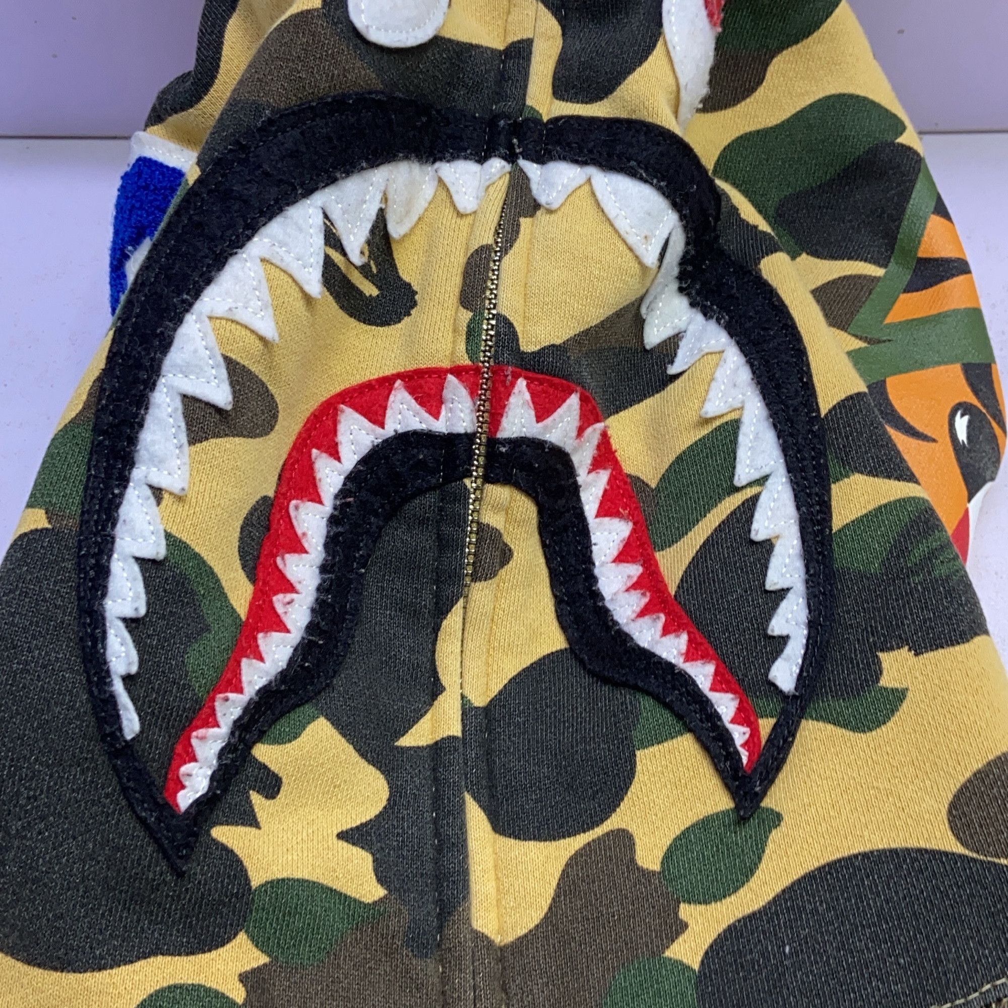 Bape A BATHING APE Camo Shark Full Zip Hoodie XL Size US XL / EU 56 / 4 - 8 Thumbnail