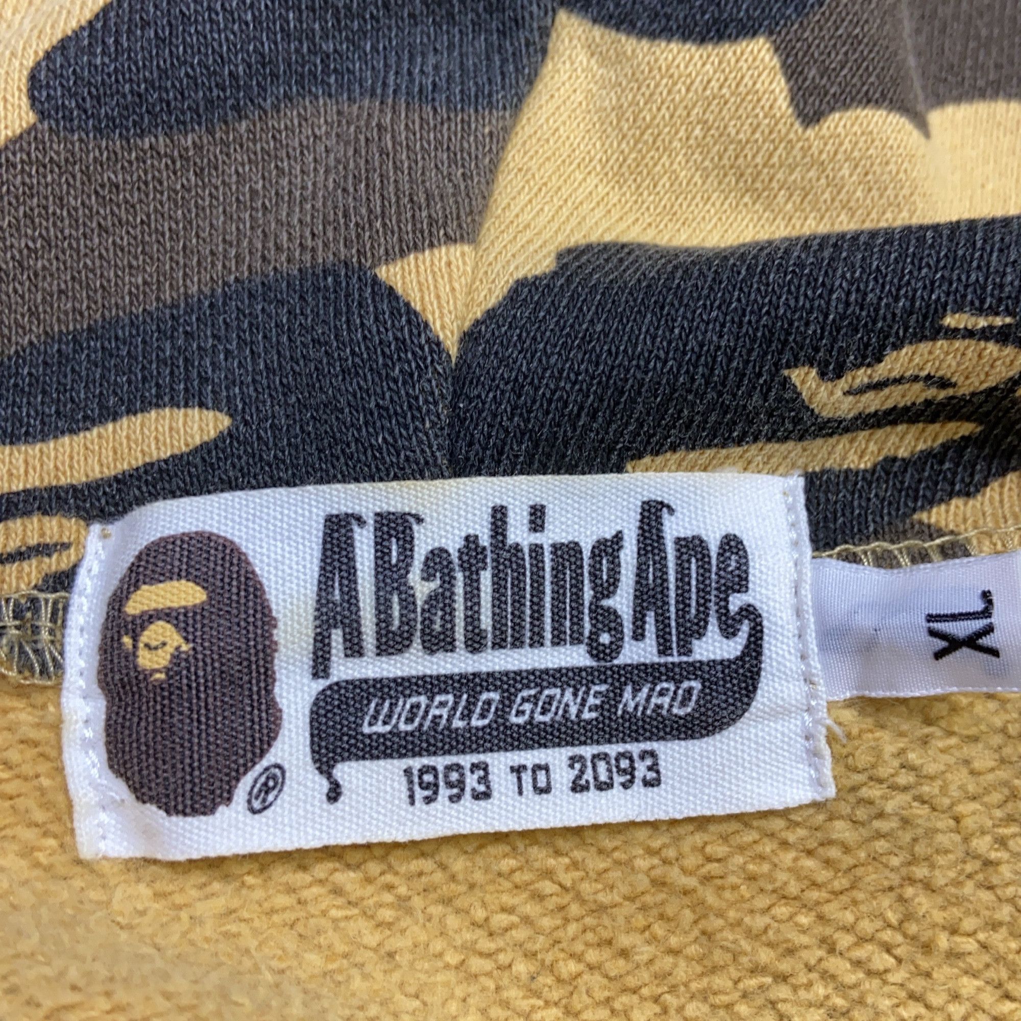 Bape A BATHING APE Camo Shark Full Zip Hoodie XL Size US XL / EU 56 / 4 - 3 Thumbnail