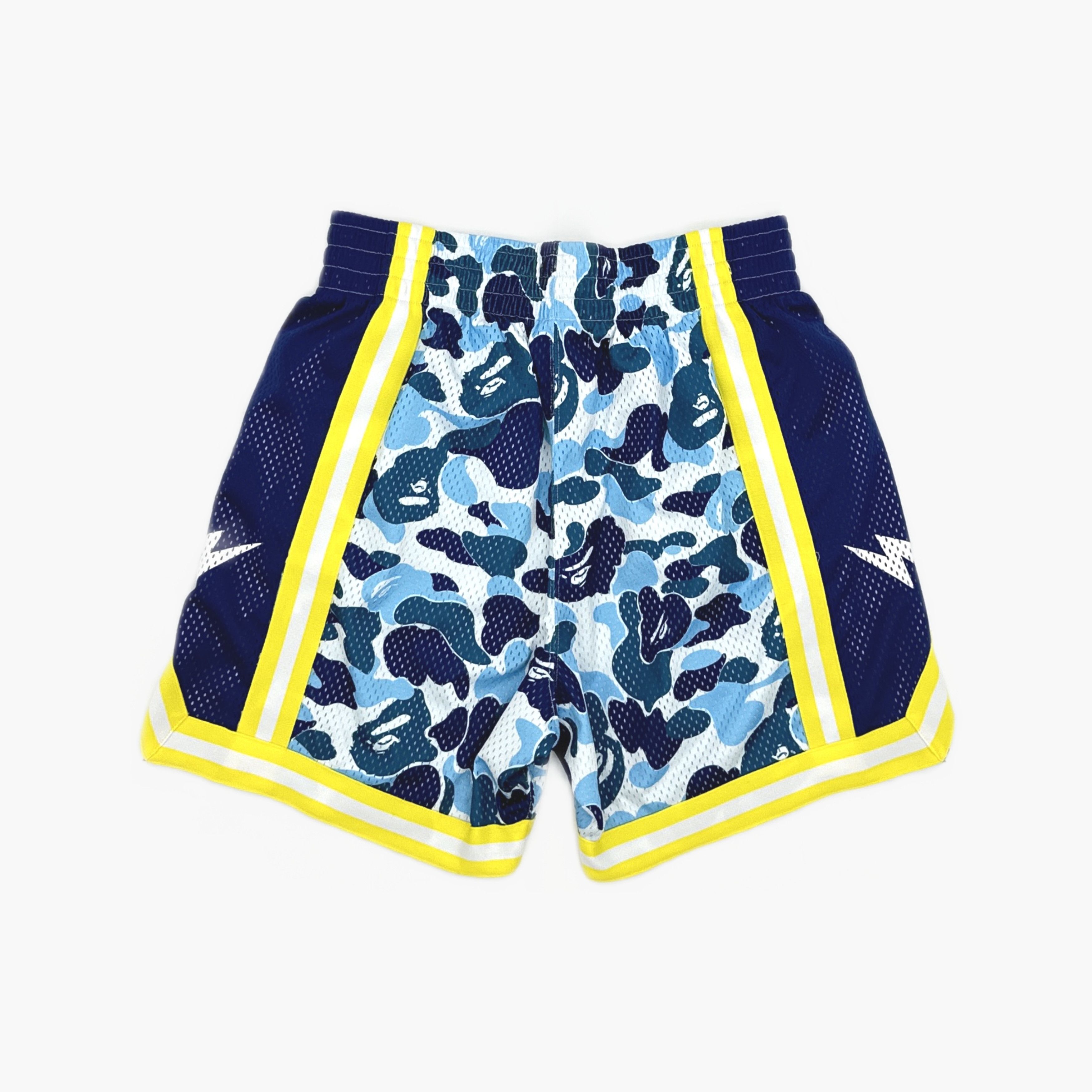 Bape A BATHING APE Camo Basketball Shorts Size S Size US 30 / EU 46 - 2 Thumbnail