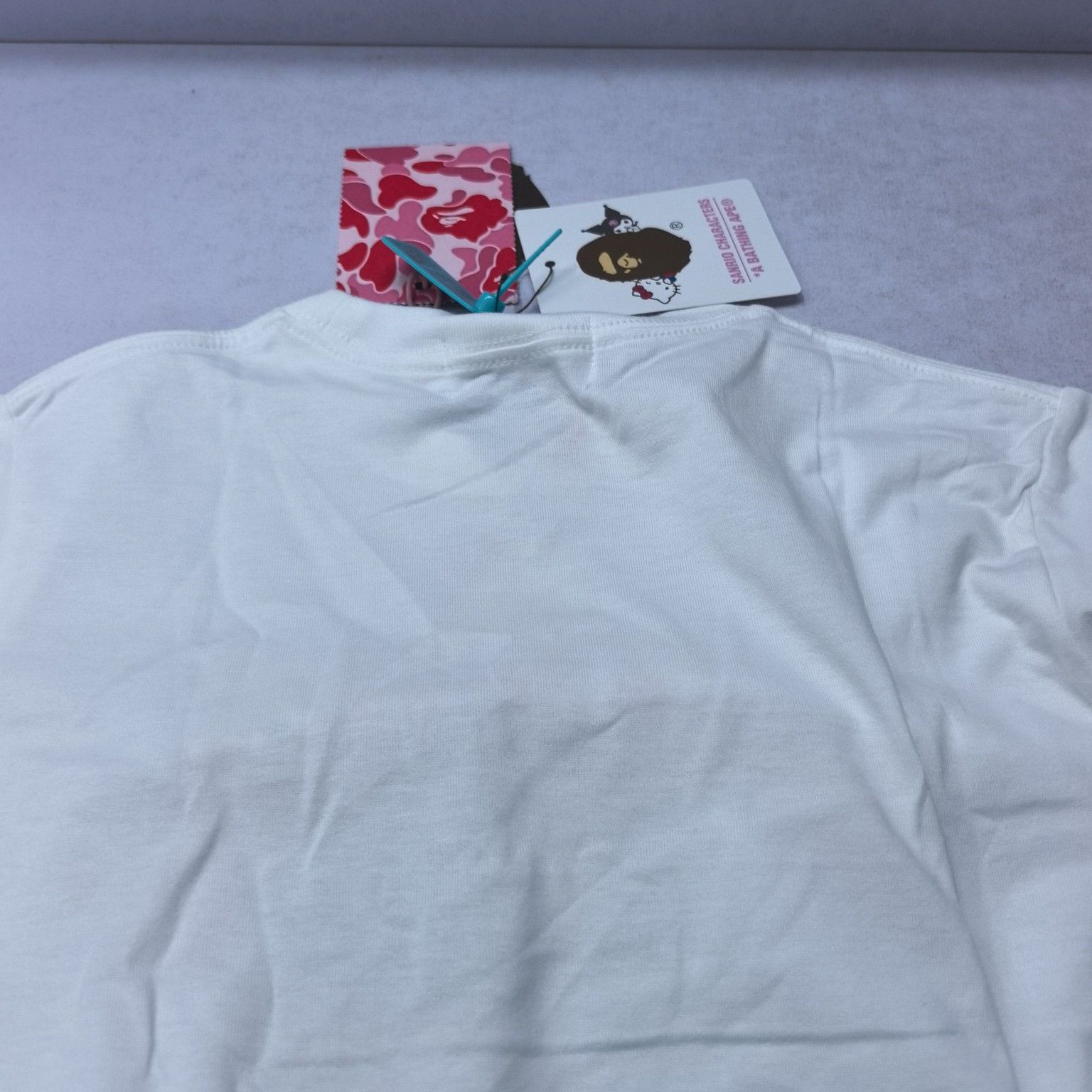 Bape A Bathing Ape x Sanrio Hello Kitty T-Shirt Size M Size M / US 6-8 / IT 42-44 - 7 Thumbnail