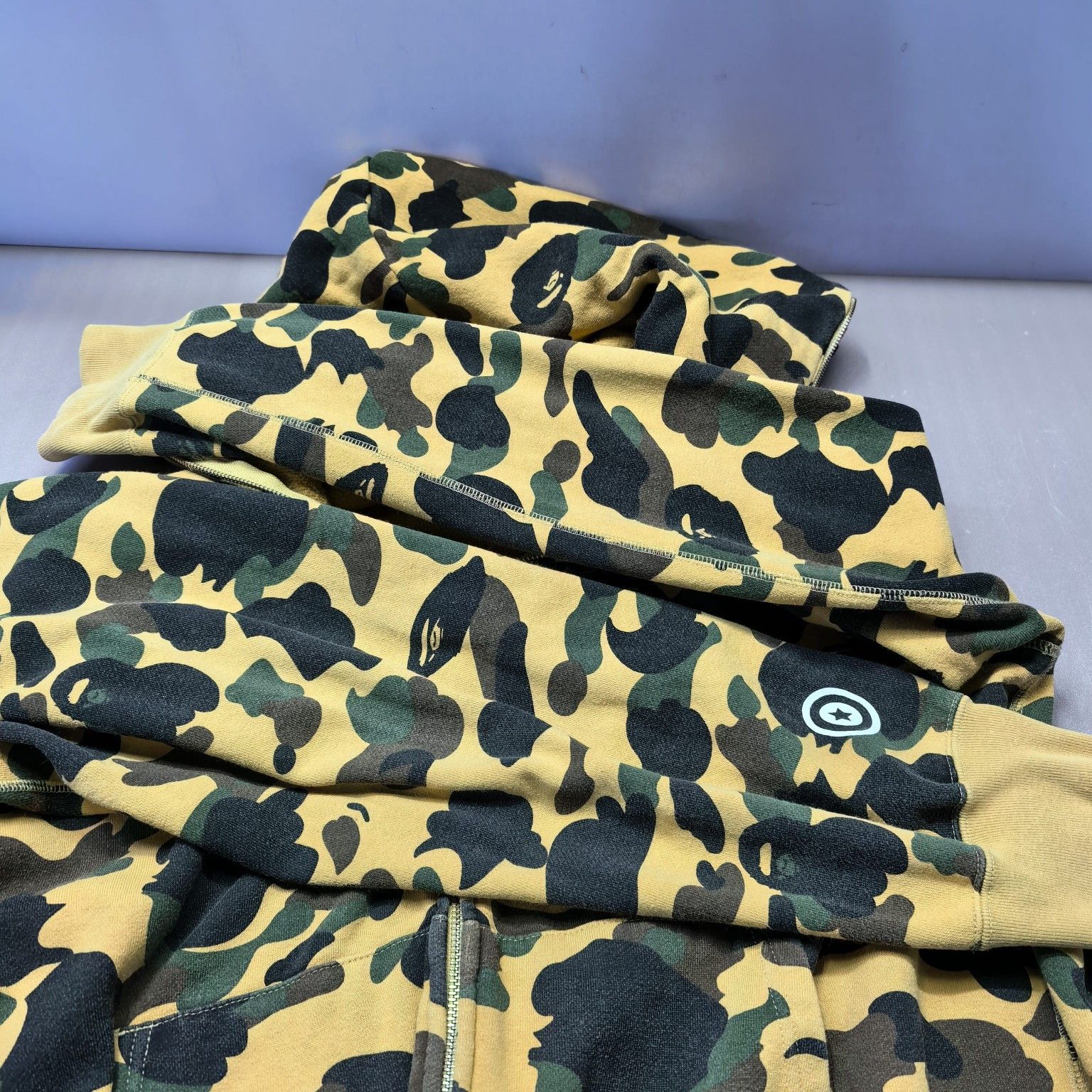 Bape A BATHING APE Camo Shark Hoodie Size 3XL Size US XXL / EU 58 / 5 - 8 Thumbnail