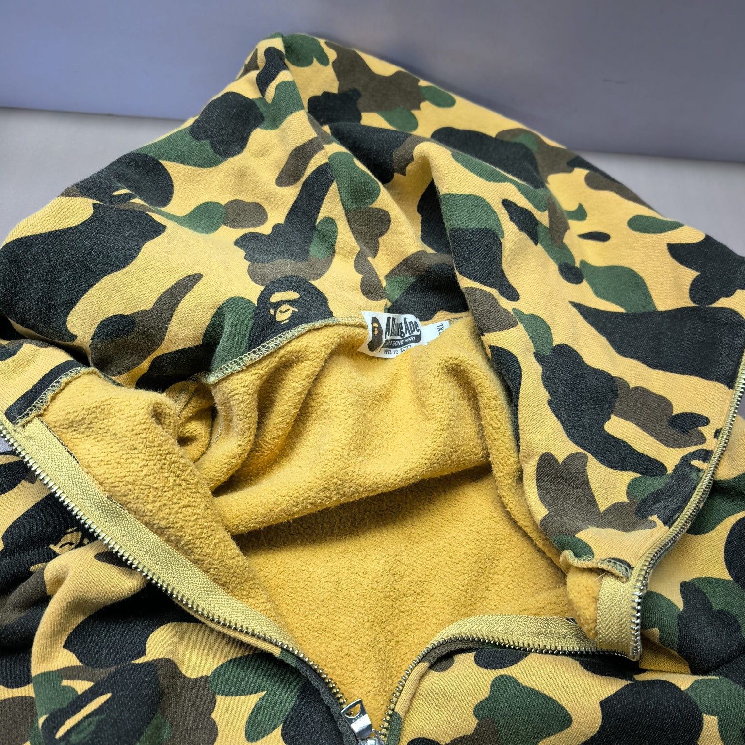 Bape A BATHING APE Camo Shark Hoodie Size 3XL Size US XXL / EU 58 / 5 - 7 Thumbnail