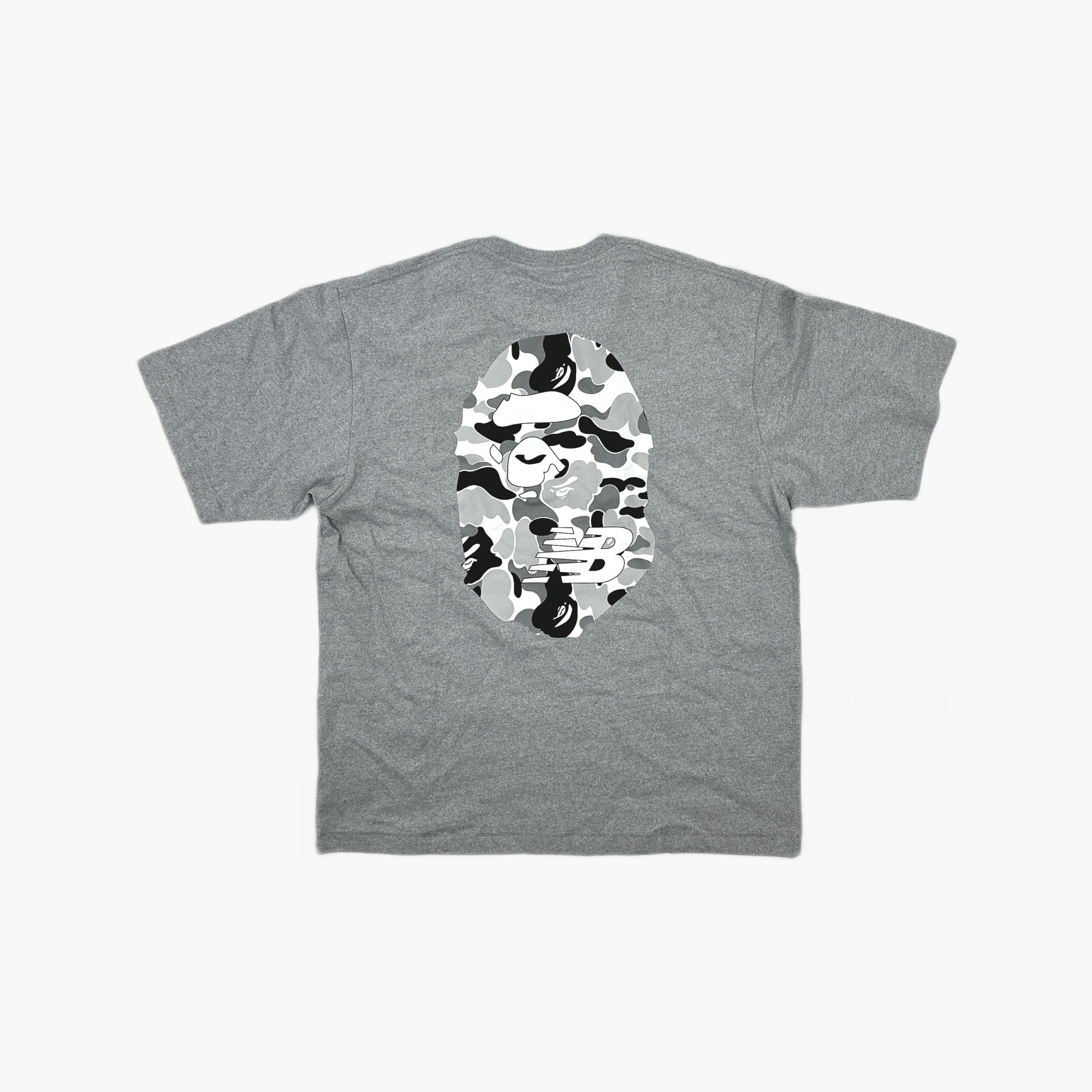 Bape A BATHING APE x New Balance Logo T-Shirt Size L Size US L / EU 52-54 / 3 - 2 Thumbnail