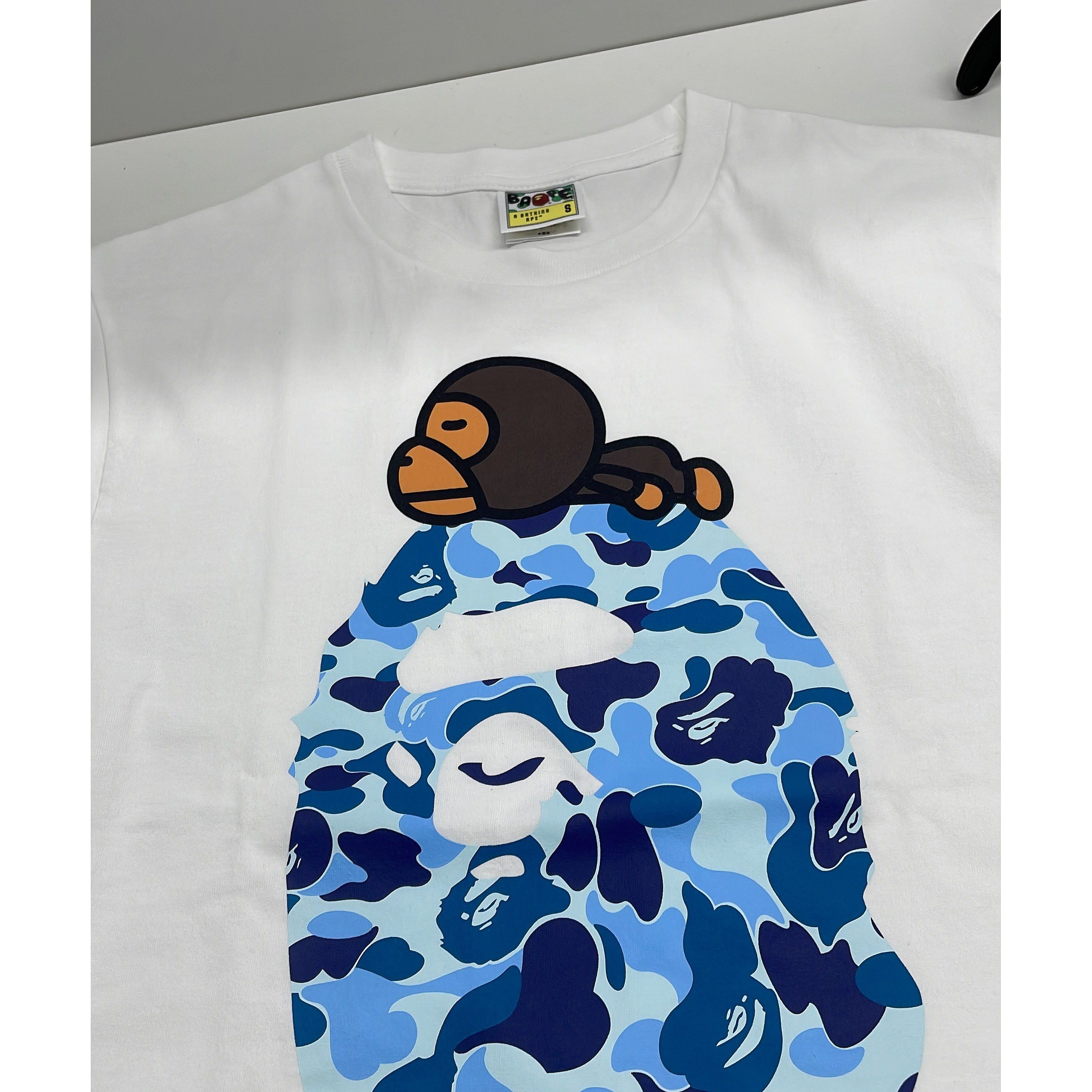 Bape A Bathing Ape Baby Milo Camo T-Shirt Size S Size US S / EU 44-46 / 1 - 2 Thumbnail