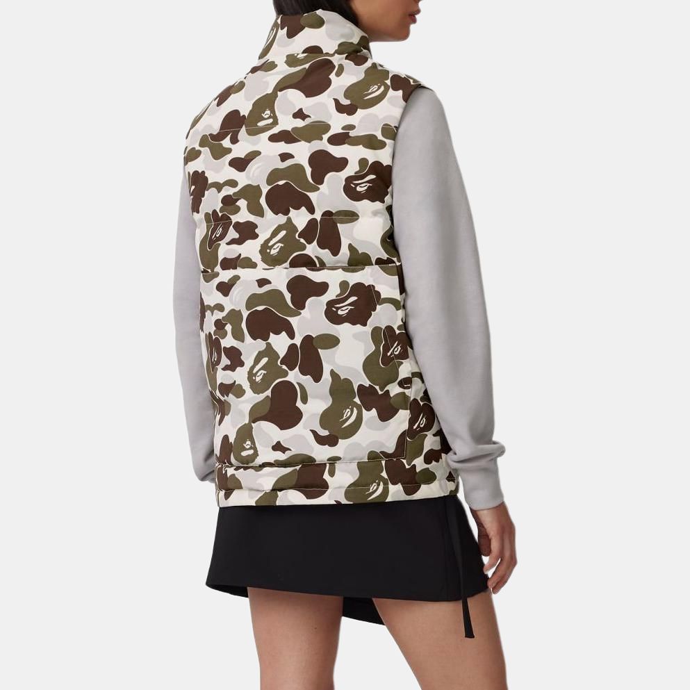 Canada Goose Canada Goose x BAPE Camo Vest Size S Size US S / EU 44-46 / 1 - 15 Thumbnail
