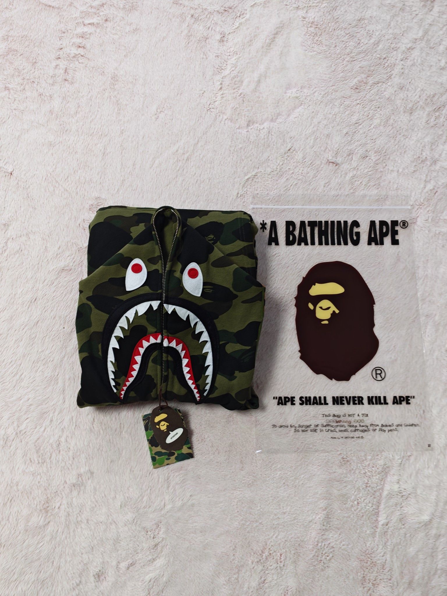 Bape A BATHING APE Green Camo Shark Hoodie Size XXL Size US XXL / EU 58 / 5 - 7 Thumbnail