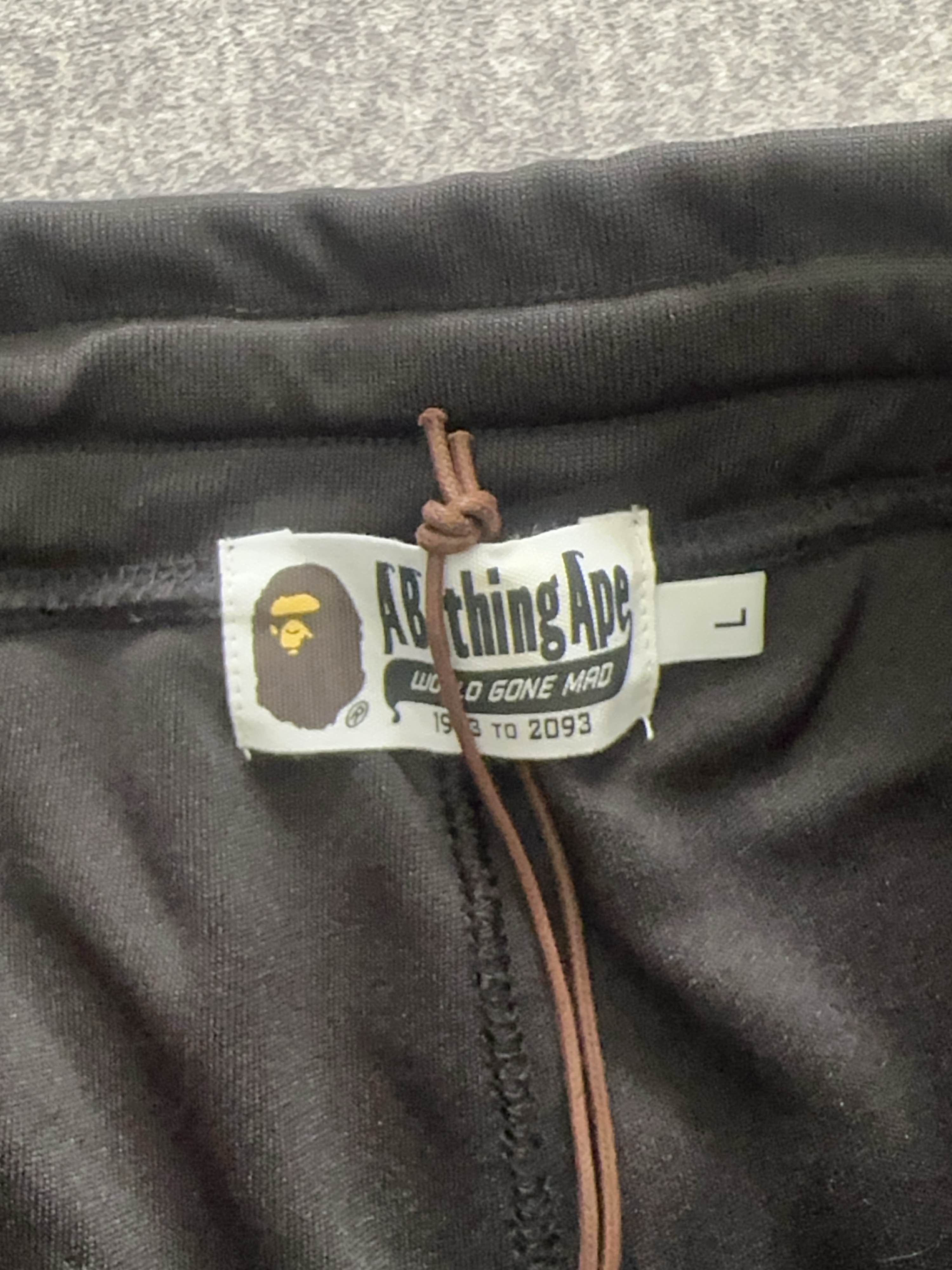 Bape A Bathing Ape Logo Print Shorts Size L Size US 34 / EU 50 - 3 Thumbnail