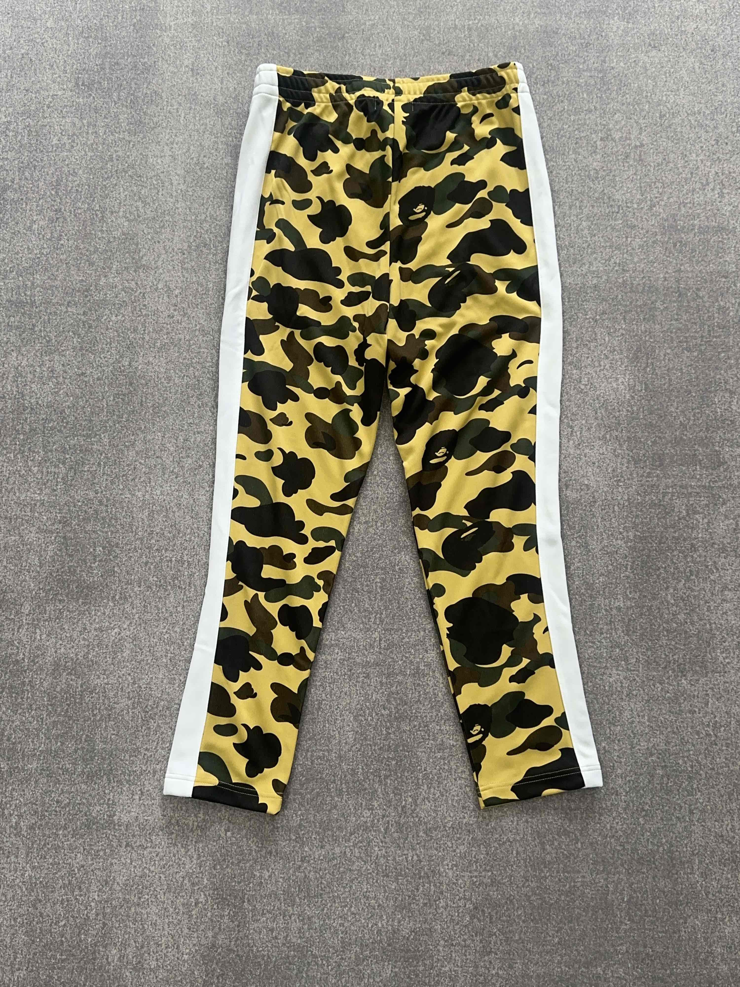 Bape A Bathing Ape Camo Sweatpants Size M Size US 32 / EU 48 - 2 Thumbnail